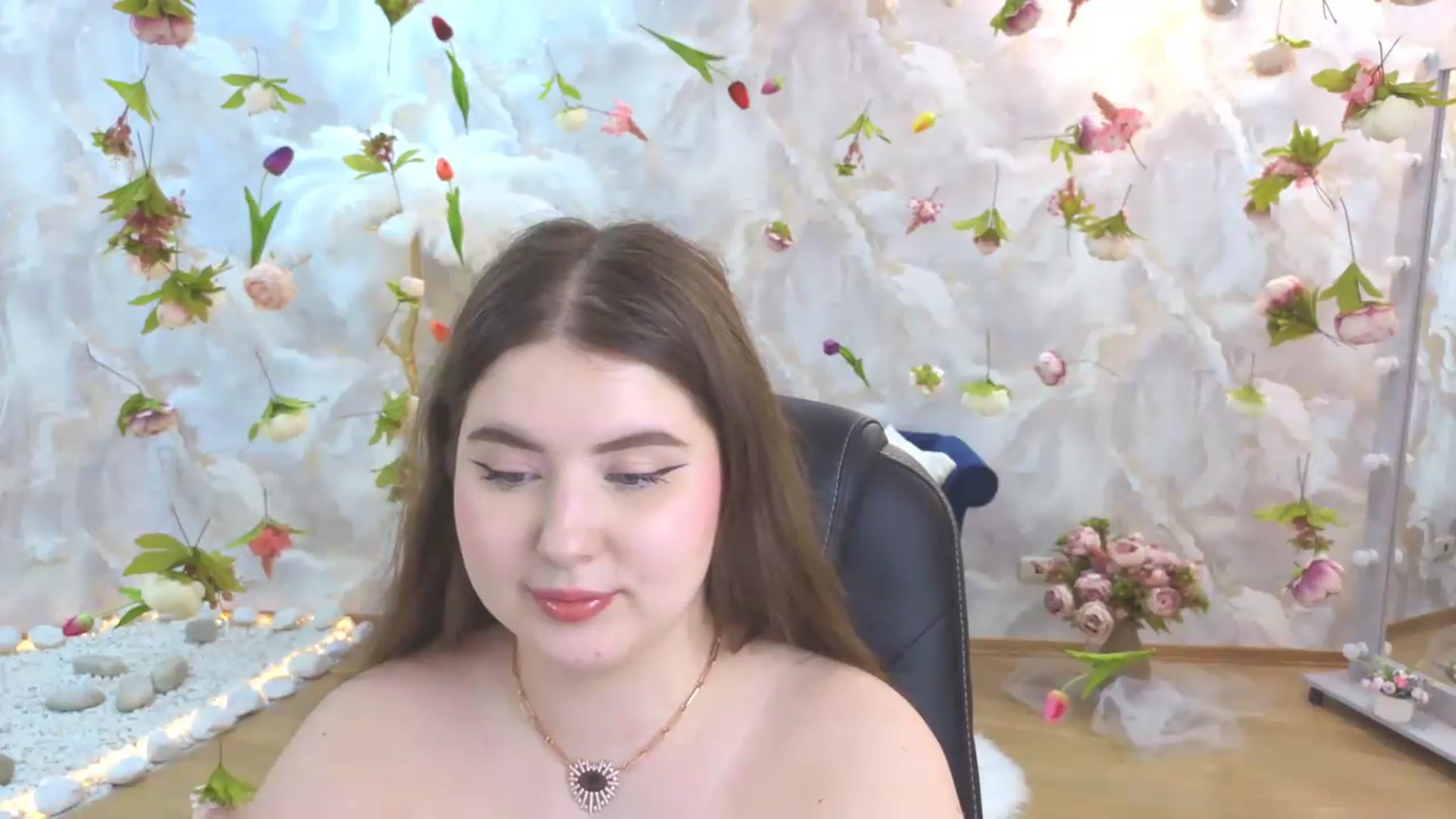 Gallery image thumbnail from EnigmaVeil's myfreecams stream on, 05/23/2026, 23:37 image 13 of 20