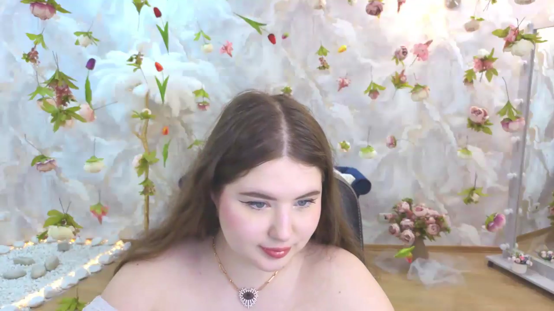 Gallery image thumbnail from EnigmaVeil's myfreecams stream on, 05/23/2026, 23:37 image 6 of 20