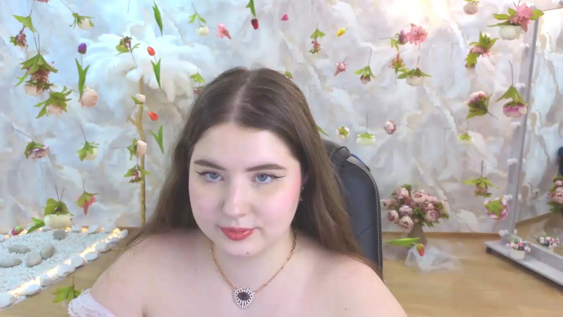 Gallery image thumbnail from EnigmaVeil's myfreecams stream on, 05/24/2026, 03:47 image 5 of 20