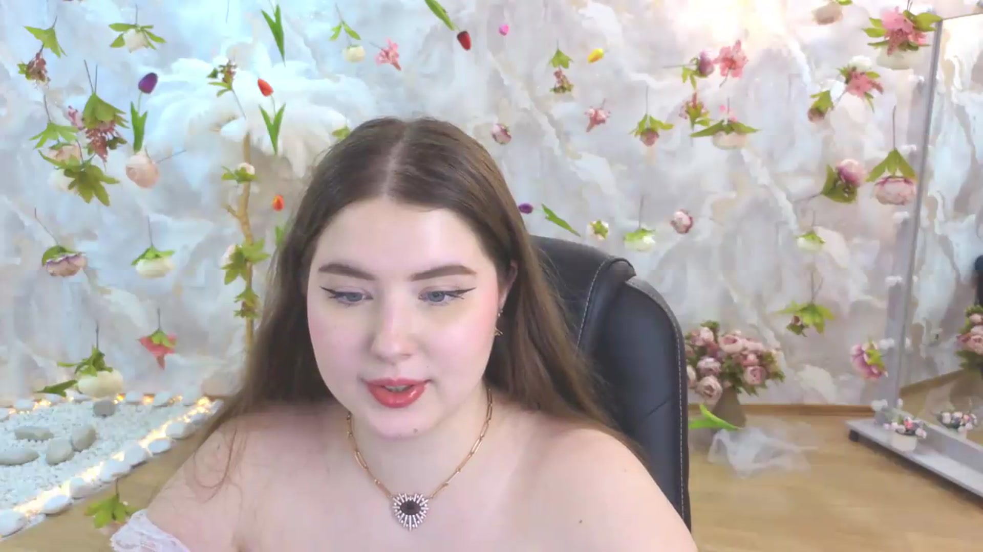 Gallery image thumbnail from EnigmaVeil's myfreecams stream on, 05/24/2026, 03:47 image 12 of 20