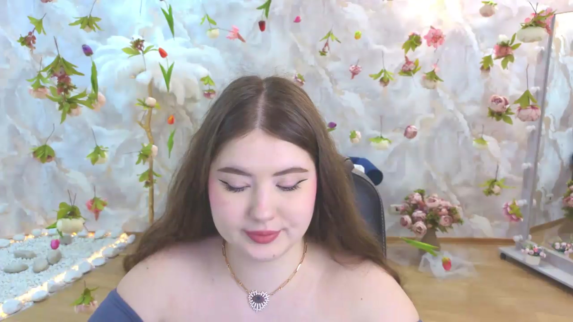 Gallery image thumbnail from EnigmaVeil's myfreecams stream on, 05/24/2026, 19:24 image 2 of 20