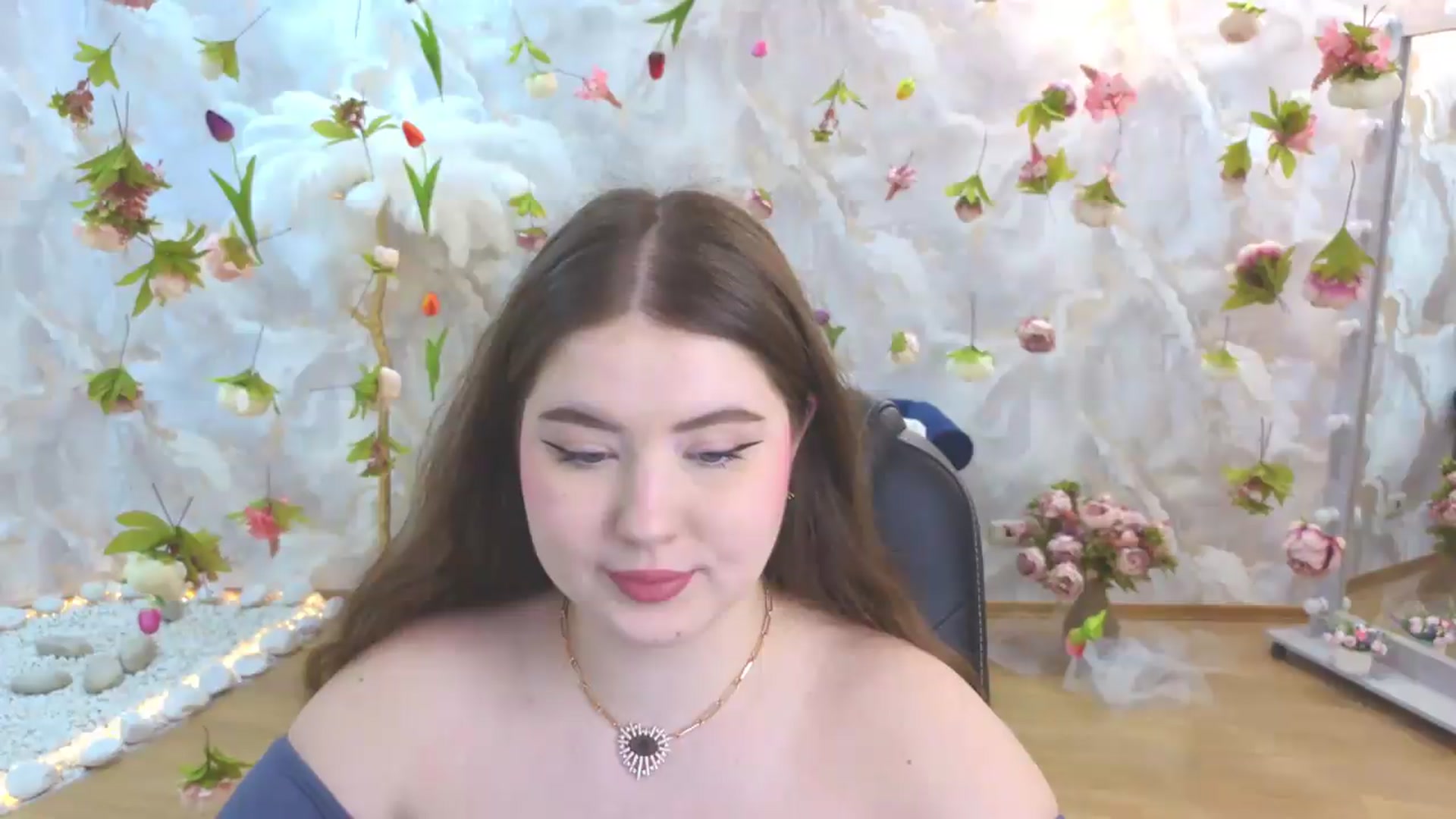 Gallery image thumbnail from EnigmaVeil's myfreecams stream on, 05/24/2026, 19:24 image 5 of 20