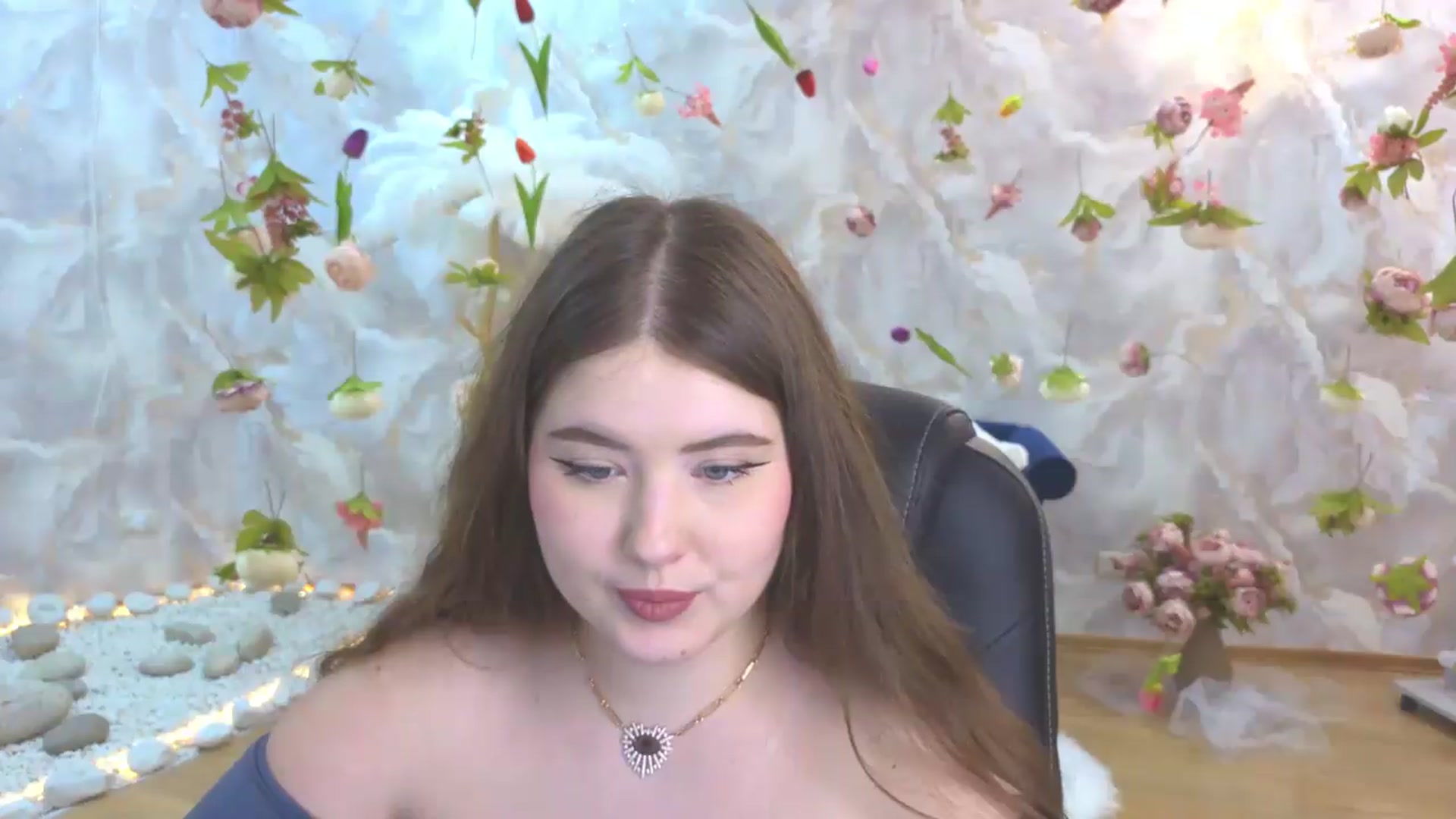Gallery image thumbnail from EnigmaVeil's myfreecams stream on, 05/24/2026, 23:22 image 7 of 20