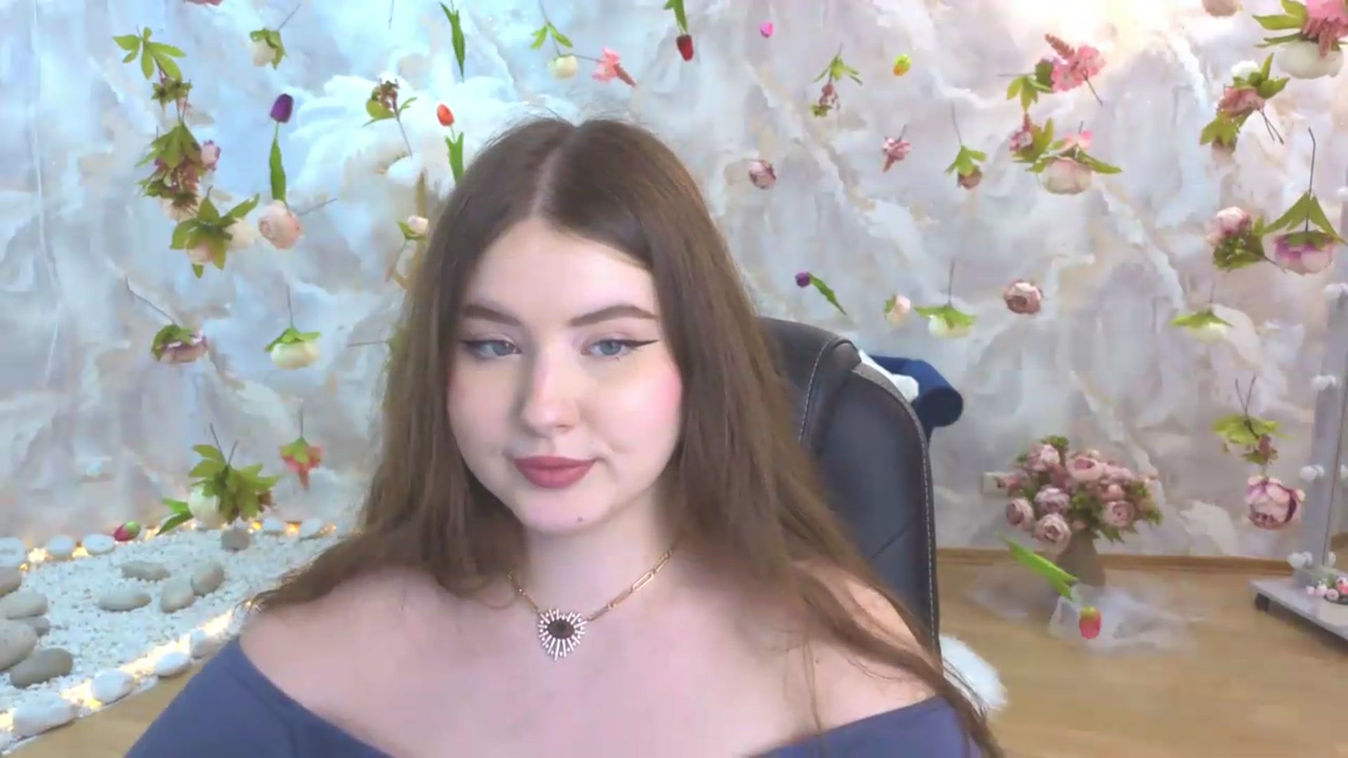 Gallery image thumbnail from EnigmaVeil's myfreecams stream on, 05/24/2026, 23:22 image 16 of 20