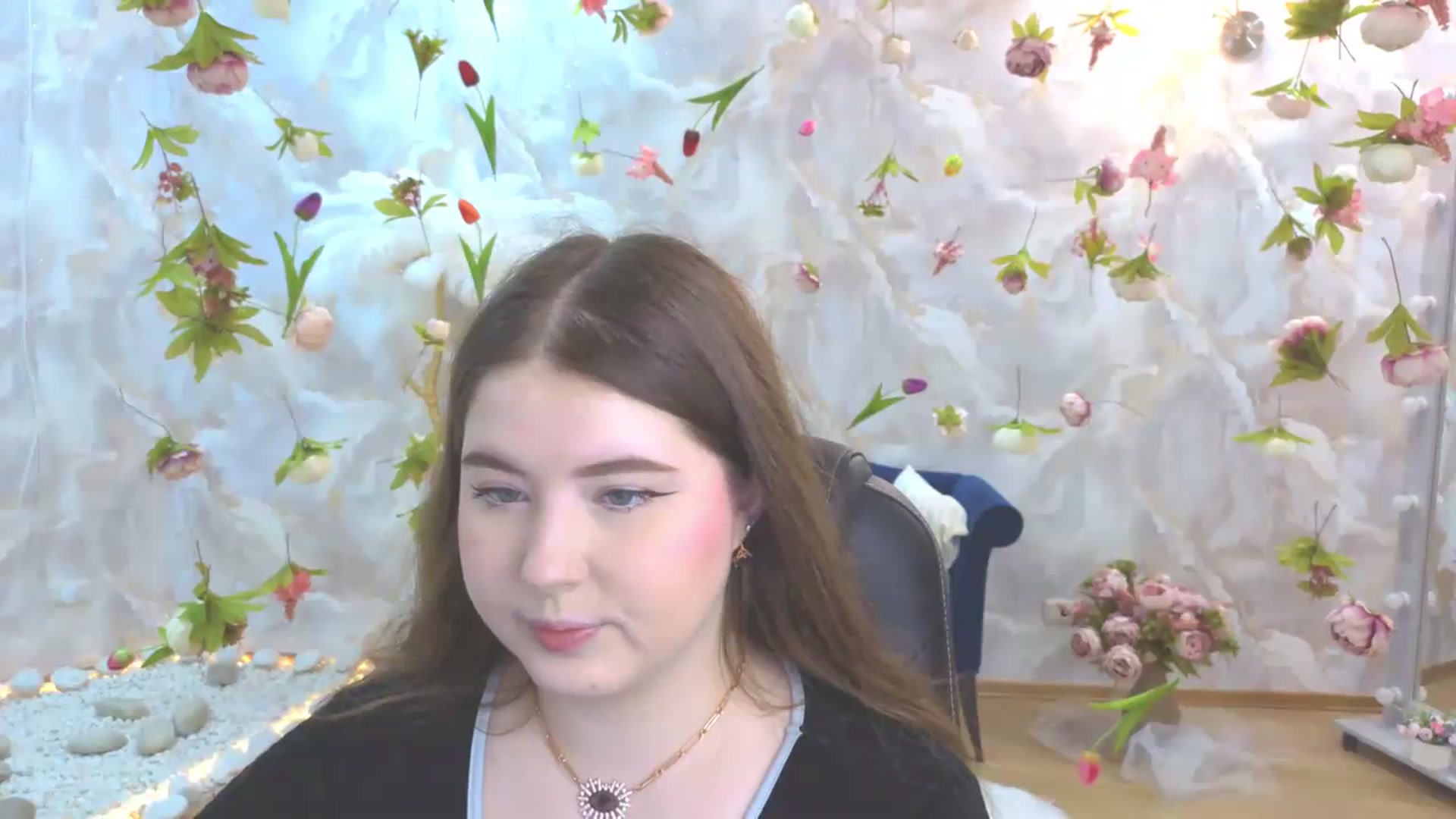 Gallery image thumbnail from EnigmaVeil's myfreecams stream on, 05/25/2026, 19:48 image 7 of 20