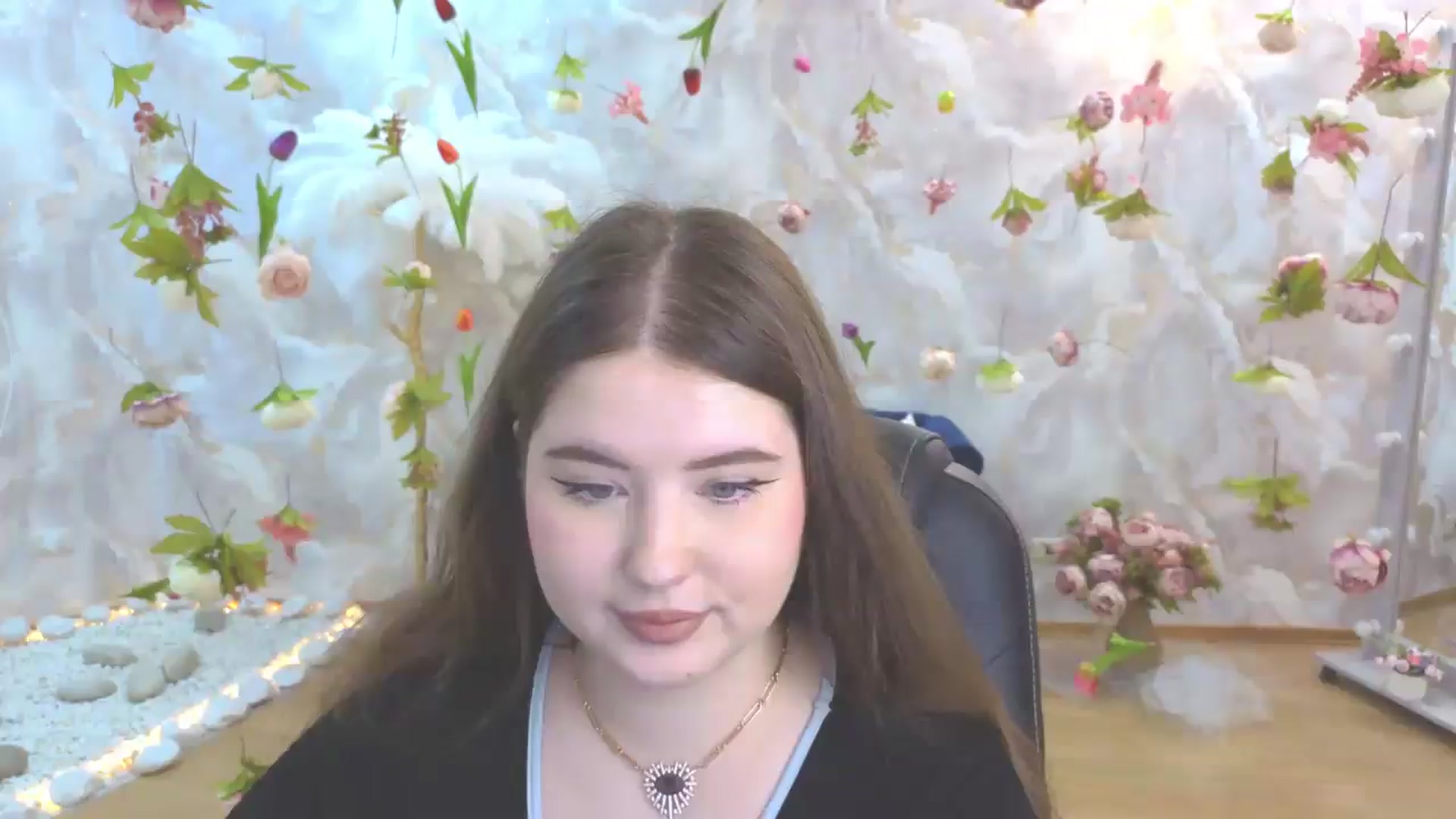 Gallery image thumbnail from EnigmaVeil's myfreecams stream on, 05/25/2026, 22:30 image 13 of 20