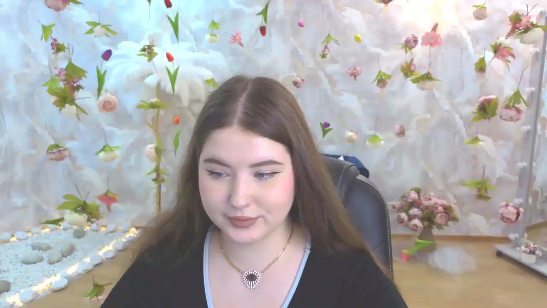 Gallery image thumbnail from EnigmaVeil's myfreecams stream on, 05/25/2026, 22:30 image 10 of 20