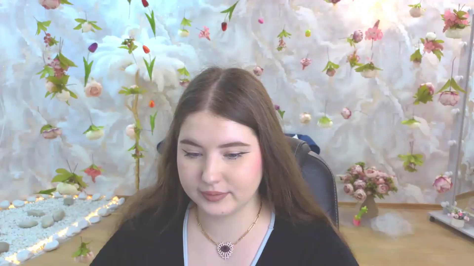 Gallery image thumbnail from EnigmaVeil's myfreecams stream on, 05/25/2026, 22:30 image 11 of 20