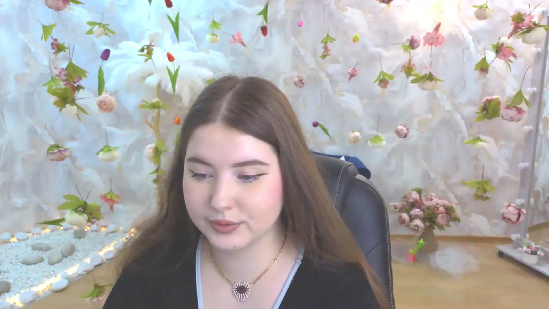 Gallery image thumbnail from EnigmaVeil's myfreecams stream on, 05/25/2026, 22:30 image 12 of 20