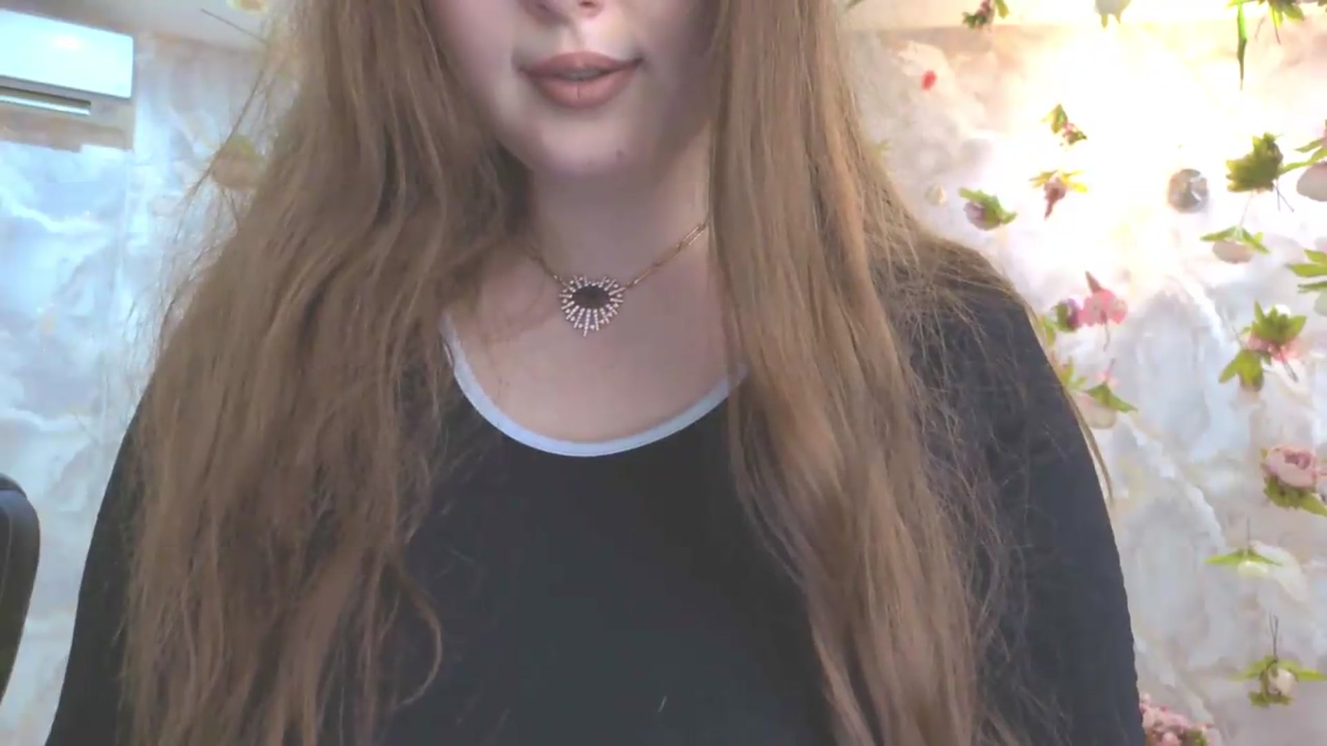 Gallery image thumbnail from EnigmaVeil's myfreecams stream on, 05/26/2026, 02:02 image 8 of 20