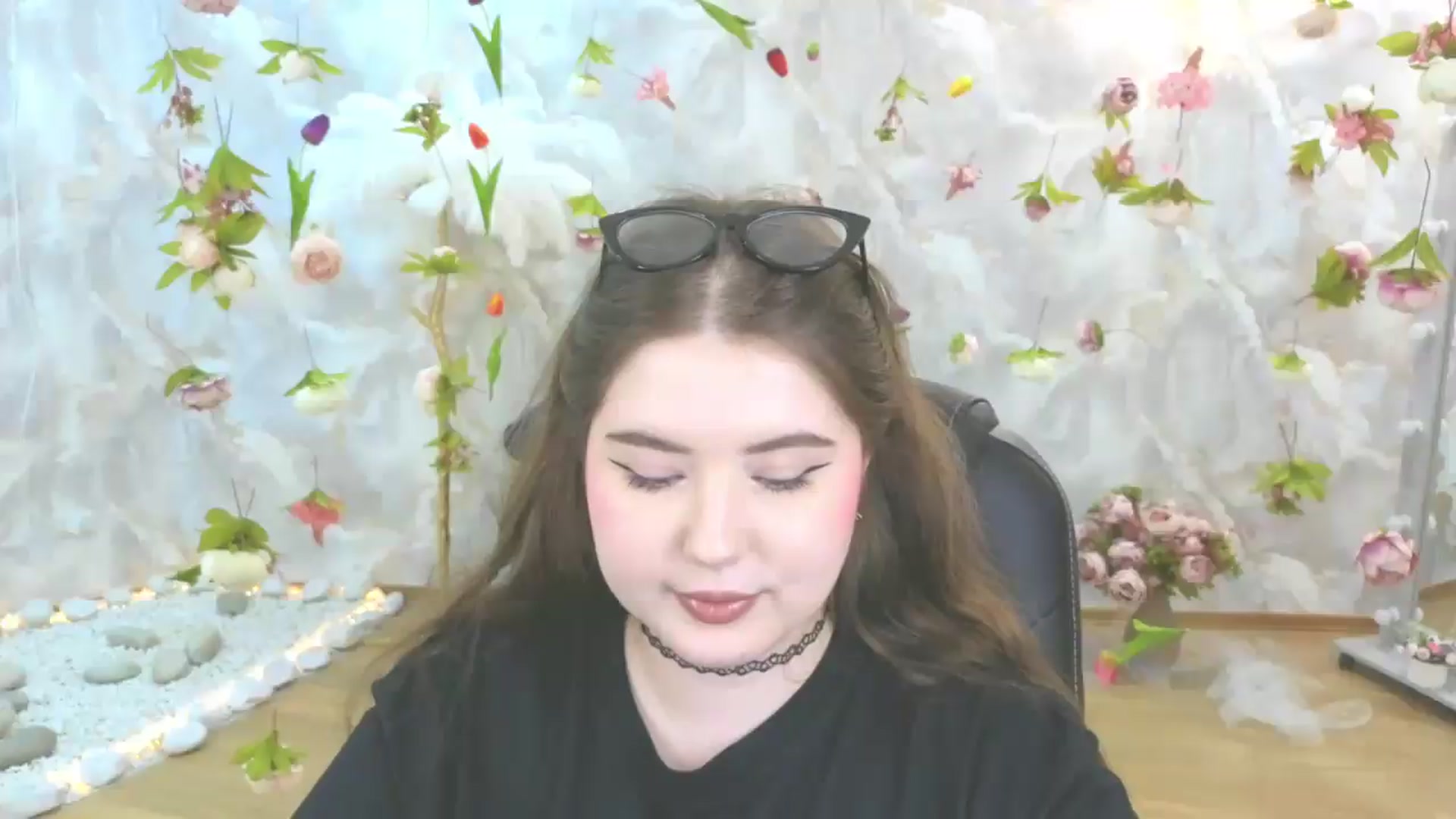 Gallery image thumbnail from EnigmaVeil's myfreecams stream on, 05/27/2026, 08:24 image 1 of 20