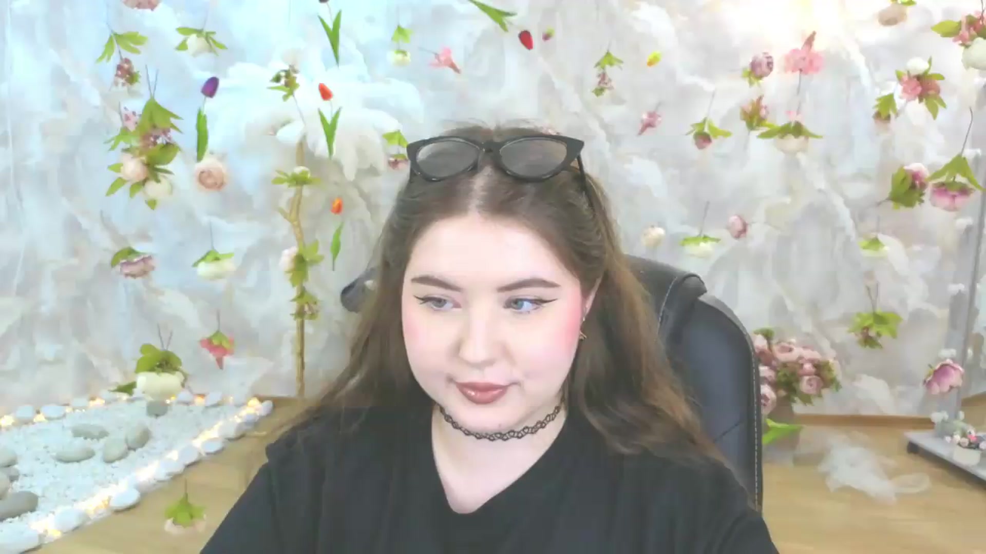 Gallery image thumbnail from EnigmaVeil's myfreecams stream on, 05/27/2026, 08:24 image 7 of 20