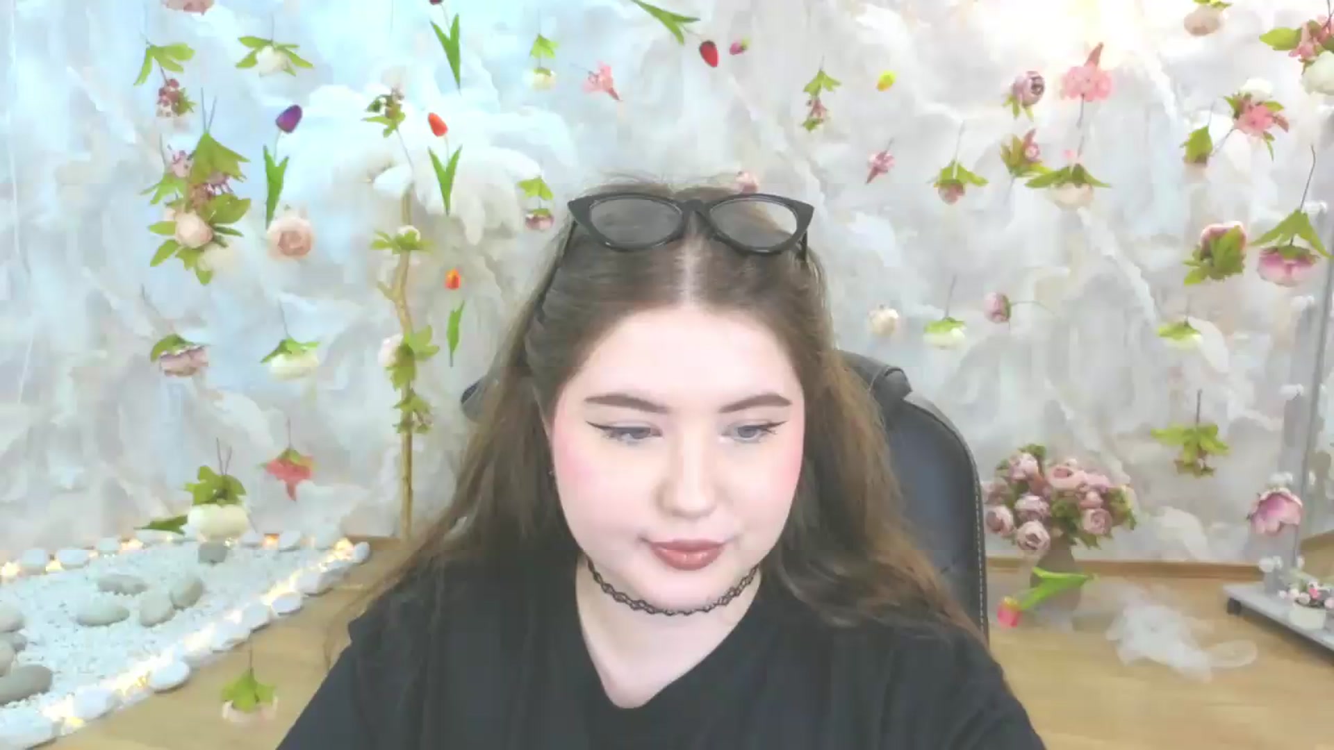 Gallery image thumbnail from EnigmaVeil's myfreecams stream on, 05/27/2026, 08:24 image 3 of 20