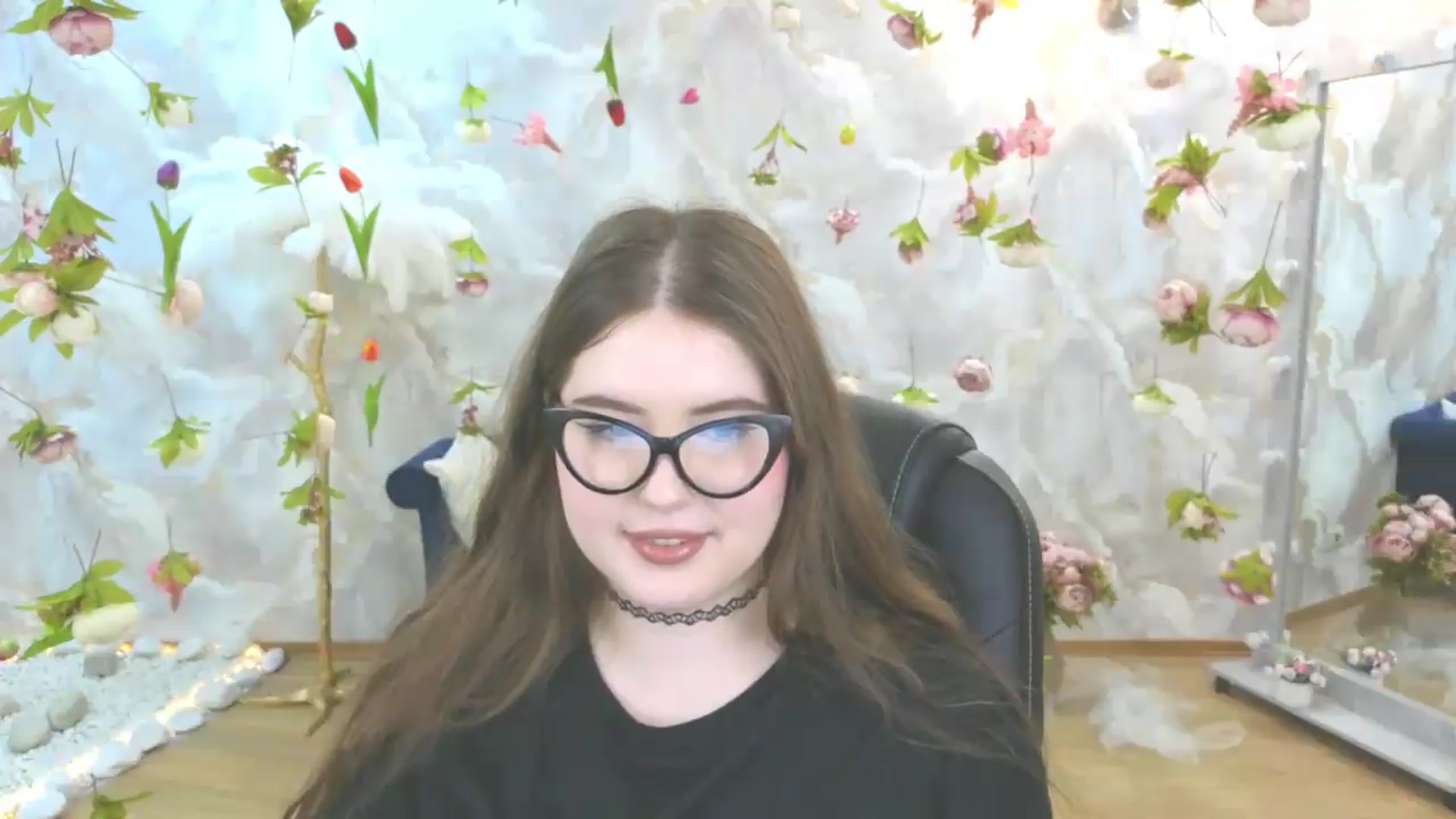 Gallery image thumbnail from EnigmaVeil's myfreecams stream on, 05/27/2026, 09:47 image 19 of 20