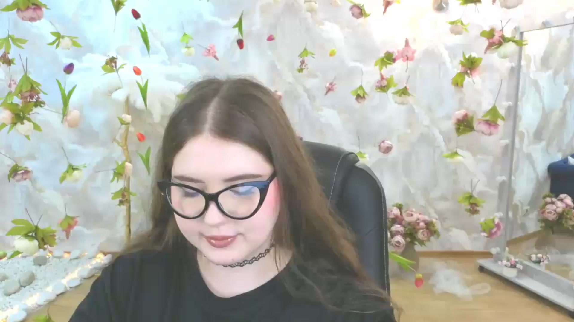 Gallery image thumbnail from EnigmaVeil's myfreecams stream on, 05/27/2026, 09:47 image 1 of 20