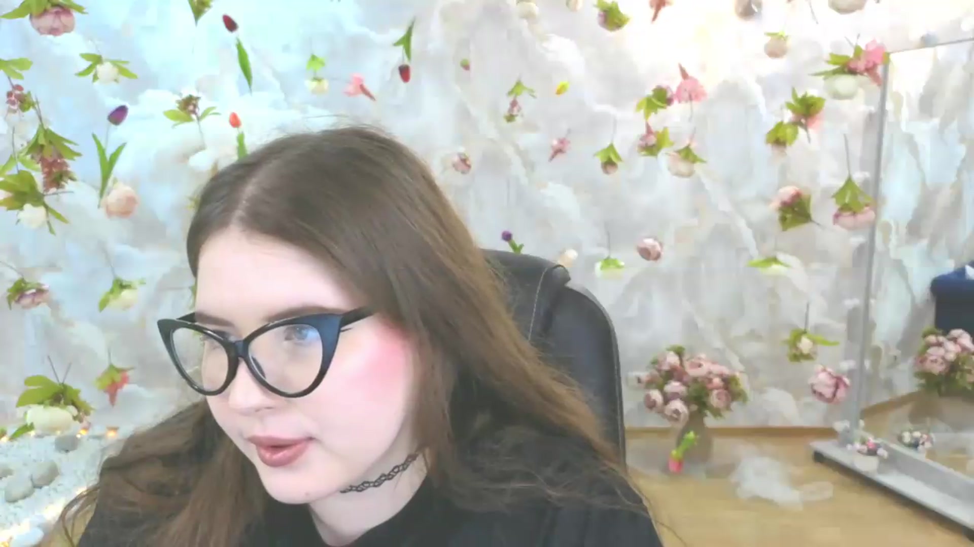 Gallery image thumbnail from EnigmaVeil's myfreecams stream on, 05/27/2026, 09:47 image 15 of 20