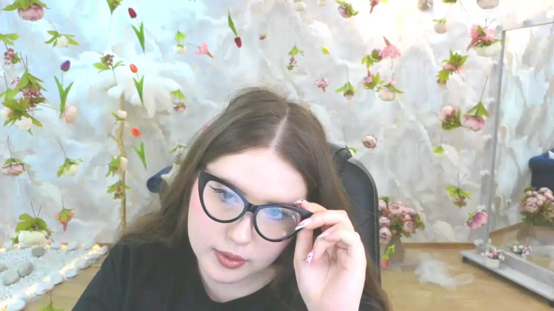 Gallery image thumbnail from EnigmaVeil's myfreecams stream on, 05/27/2026, 09:47 image 4 of 20