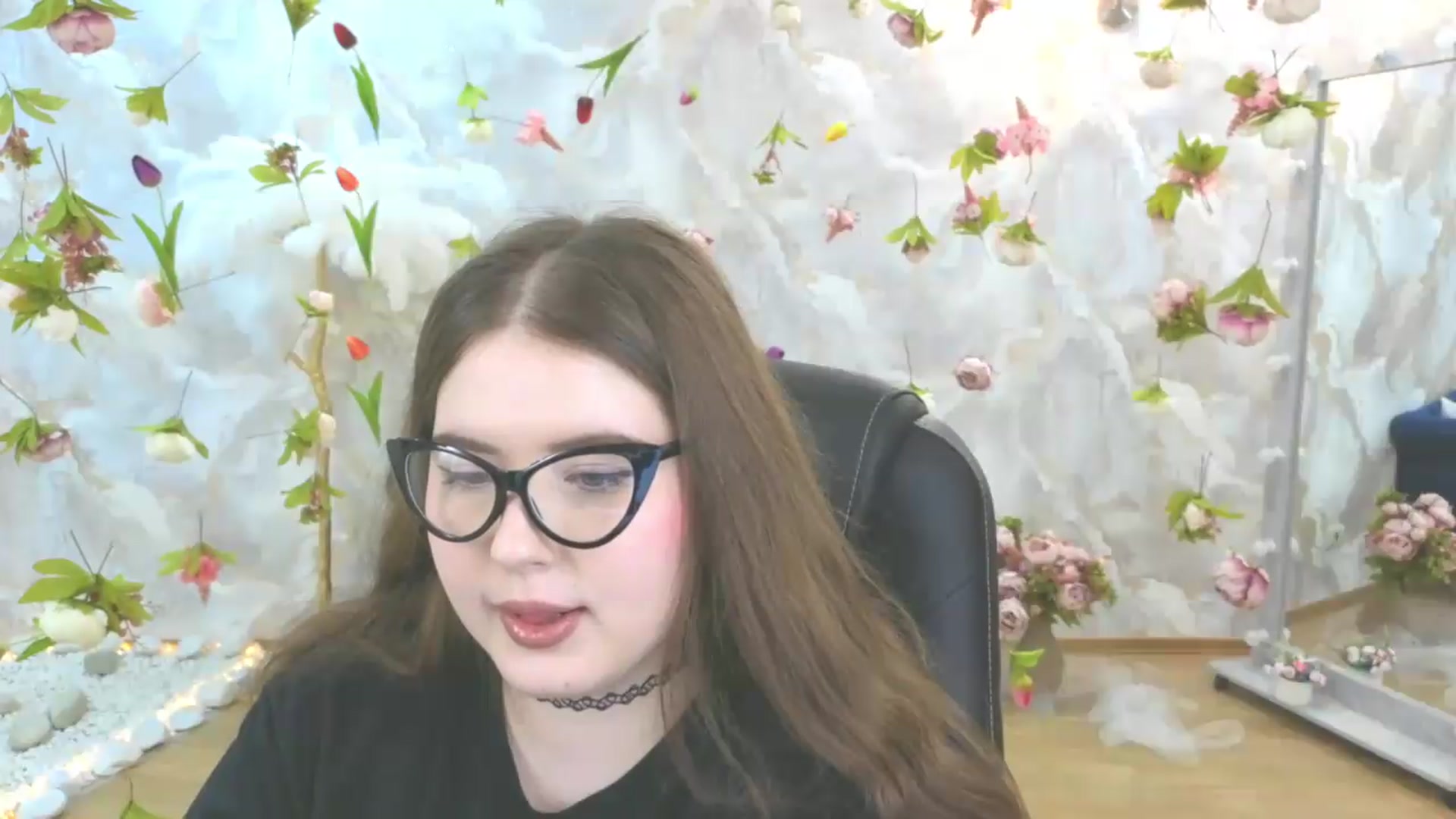 Gallery image thumbnail from EnigmaVeil's myfreecams stream on, 05/27/2026, 09:47 image 5 of 20
