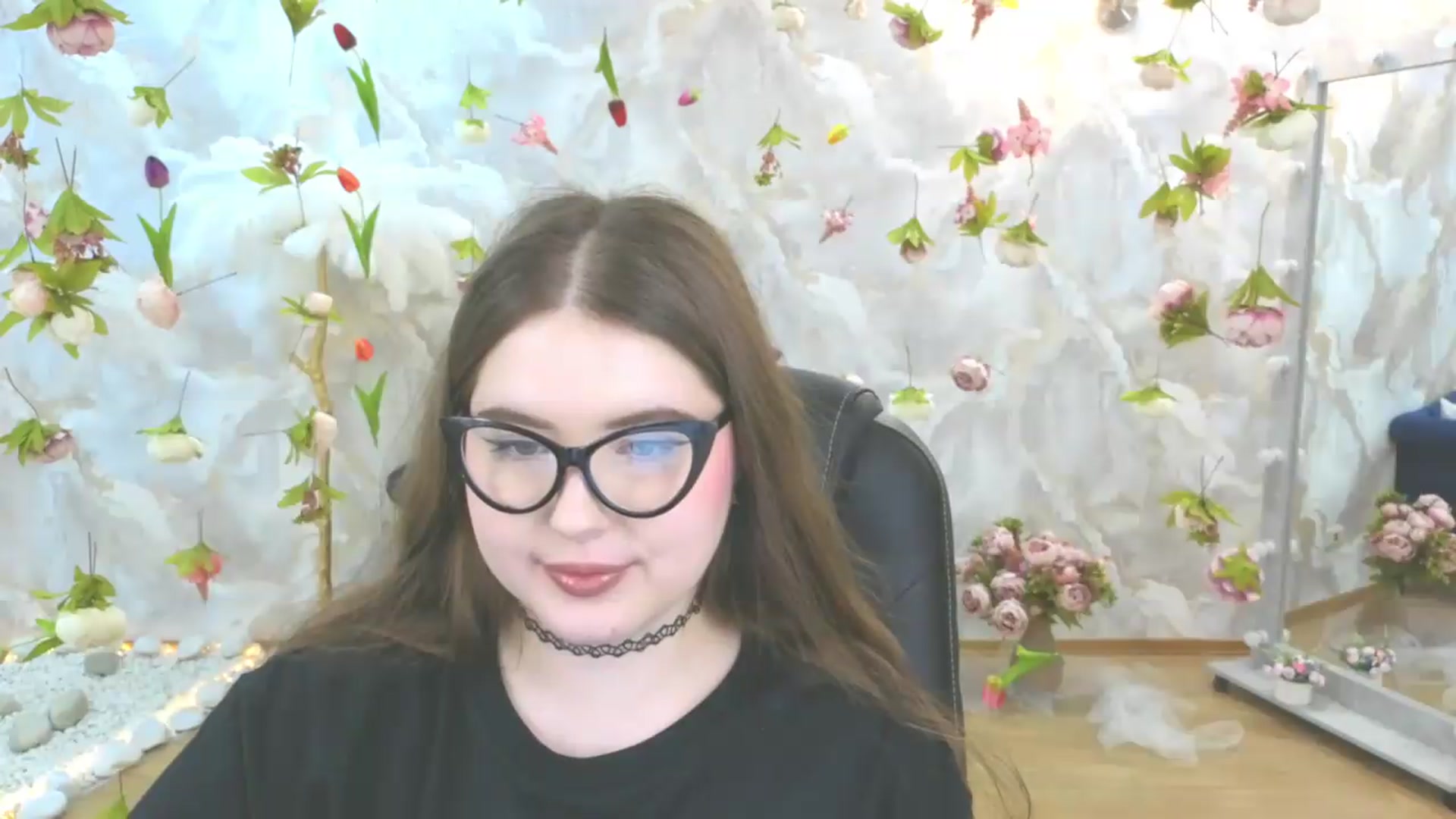 Gallery image thumbnail from EnigmaVeil's myfreecams stream on, 05/27/2026, 09:47 image 6 of 20