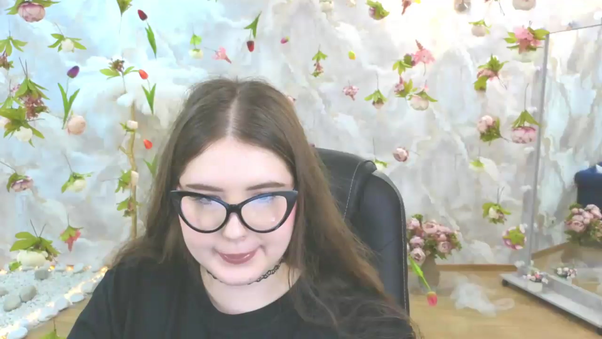 Gallery image thumbnail from EnigmaVeil's myfreecams stream on, 05/27/2026, 09:47 image 3 of 20