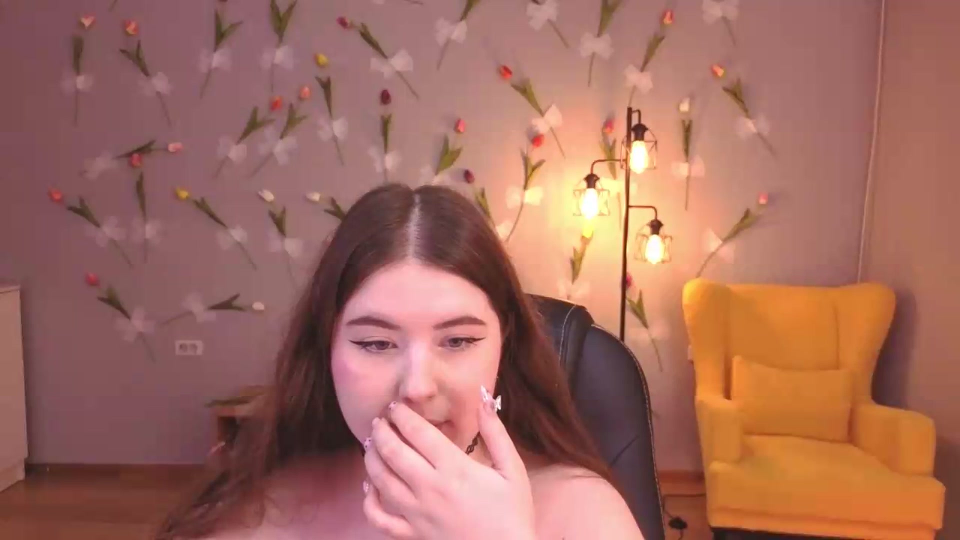 Gallery image thumbnail from EnigmaVeil's myfreecams stream on, 05/28/2026, 07:47 image 3 of 20
