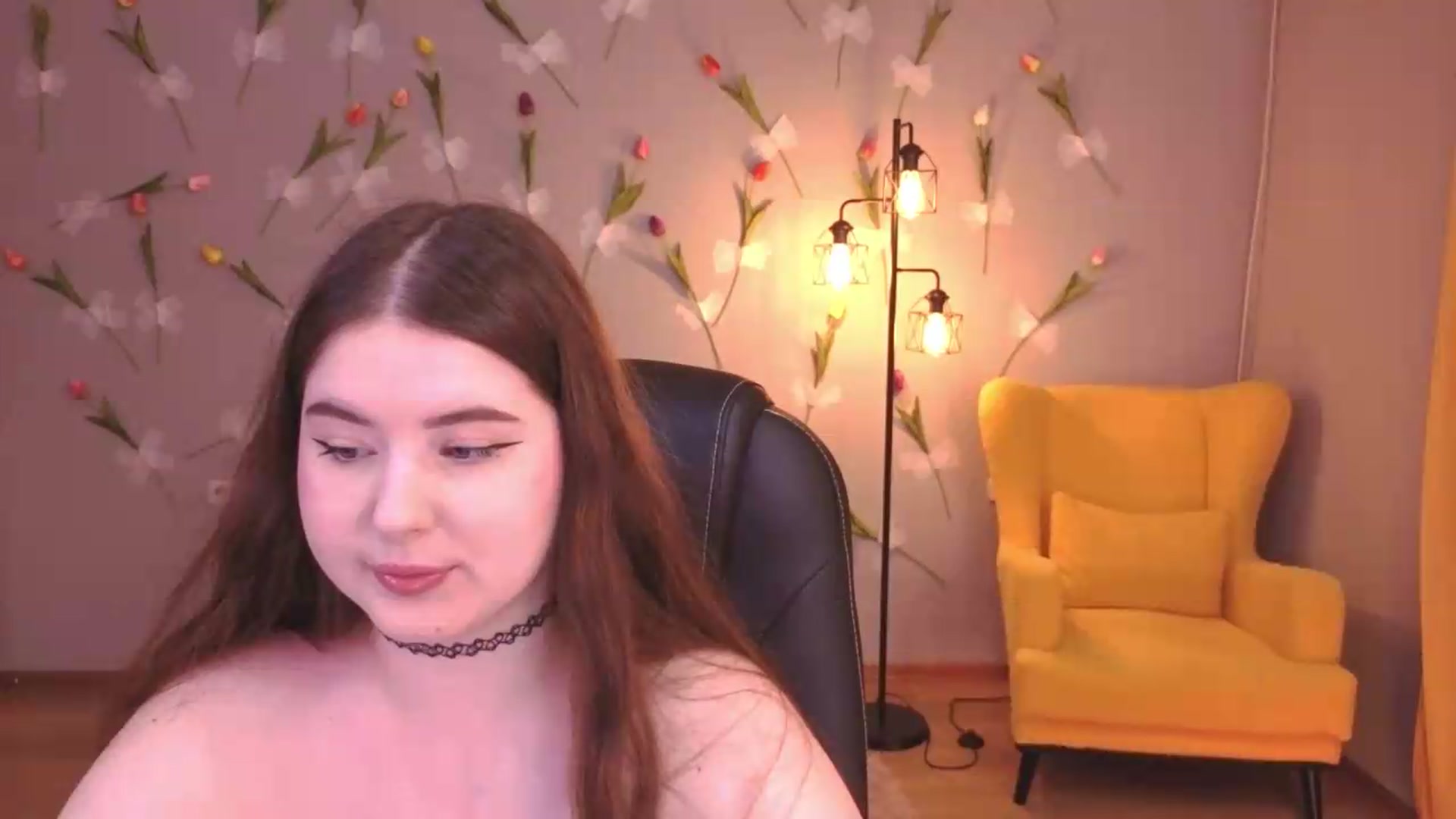 Gallery image thumbnail from EnigmaVeil's myfreecams stream on, 05/28/2026, 07:47 image 12 of 20