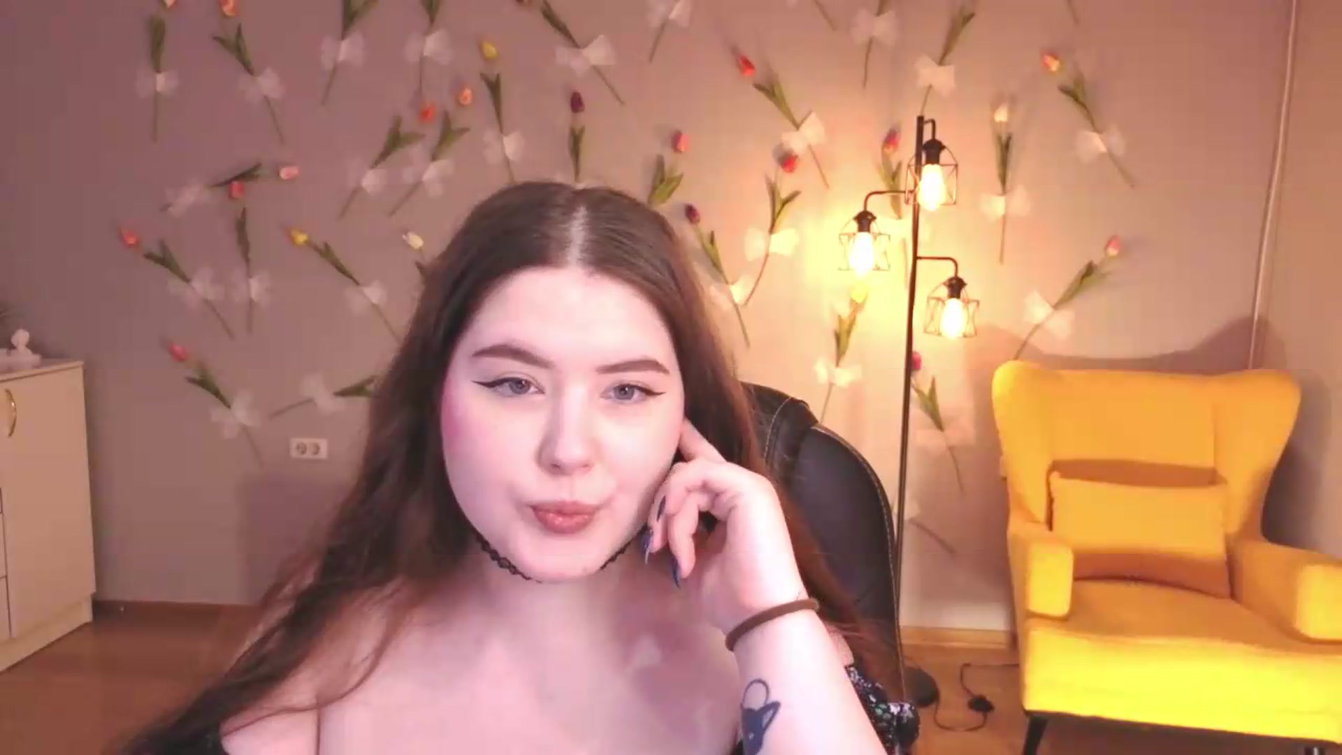 Gallery image thumbnail from EnigmaVeil's myfreecams stream on, 05/29/2026, 22:57 image 14 of 20