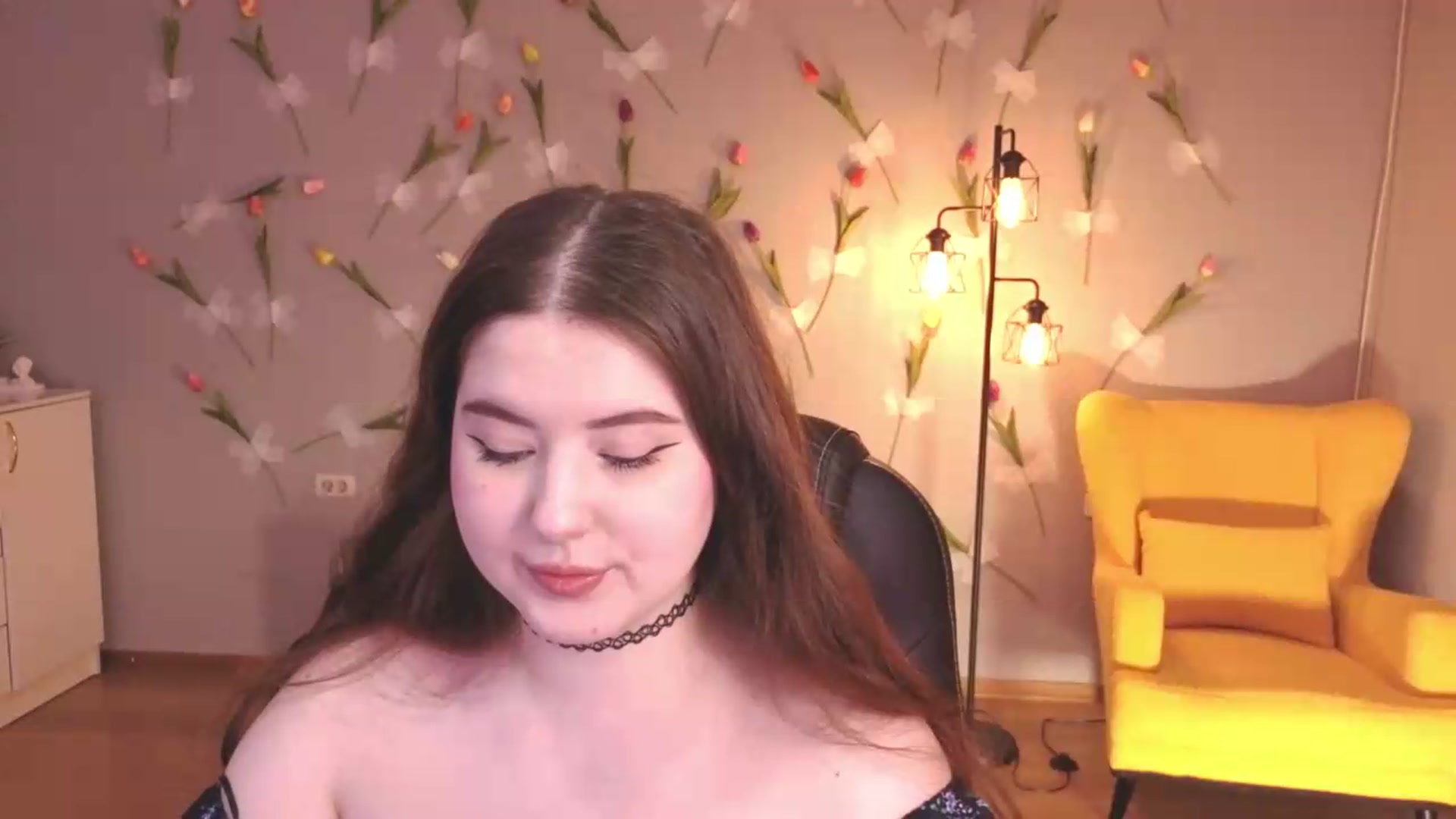Gallery image thumbnail from EnigmaVeil's myfreecams stream on, 05/29/2026, 22:57 image 15 of 20
