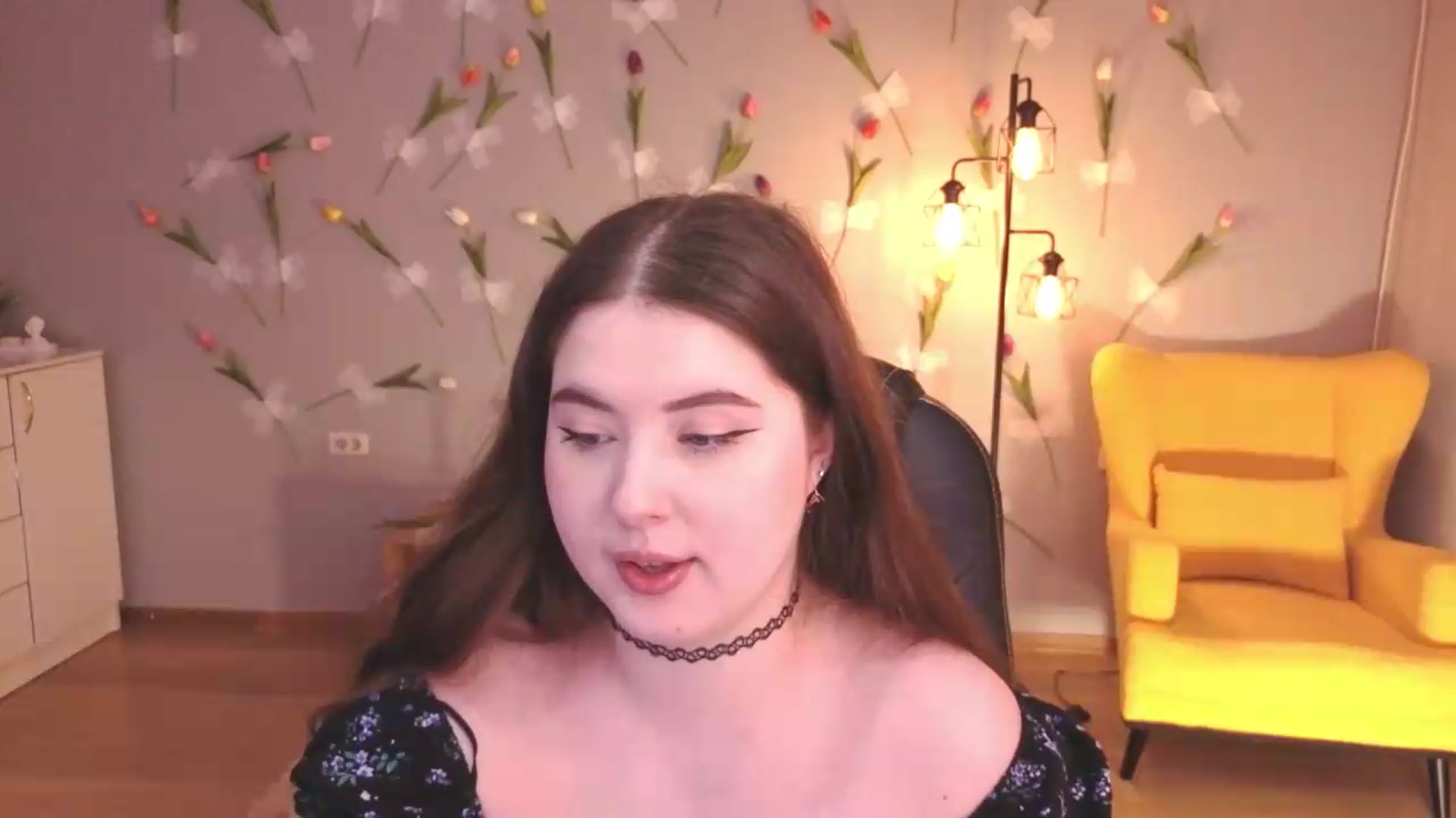 Gallery image thumbnail from EnigmaVeil's myfreecams stream on, 05/29/2026, 23:46 image 15 of 20