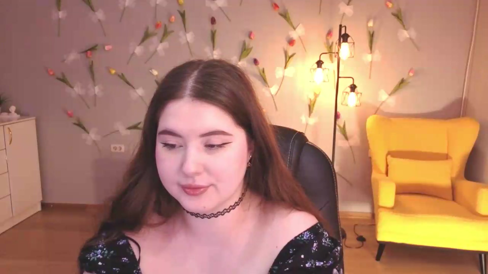 Gallery image thumbnail from EnigmaVeil's myfreecams stream on, 05/29/2026, 23:46 image 18 of 20