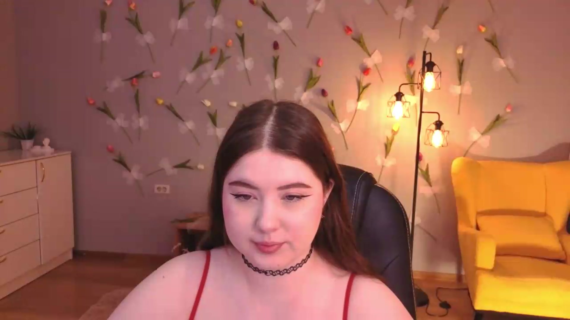 Gallery image thumbnail from EnigmaVeil's myfreecams stream on, 05/30/2026, 18:31 image 16 of 20