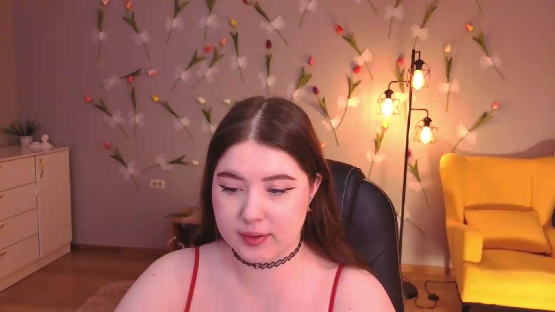 Gallery image thumbnail from EnigmaVeil's myfreecams stream on, 05/30/2026, 18:31 image 15 of 20