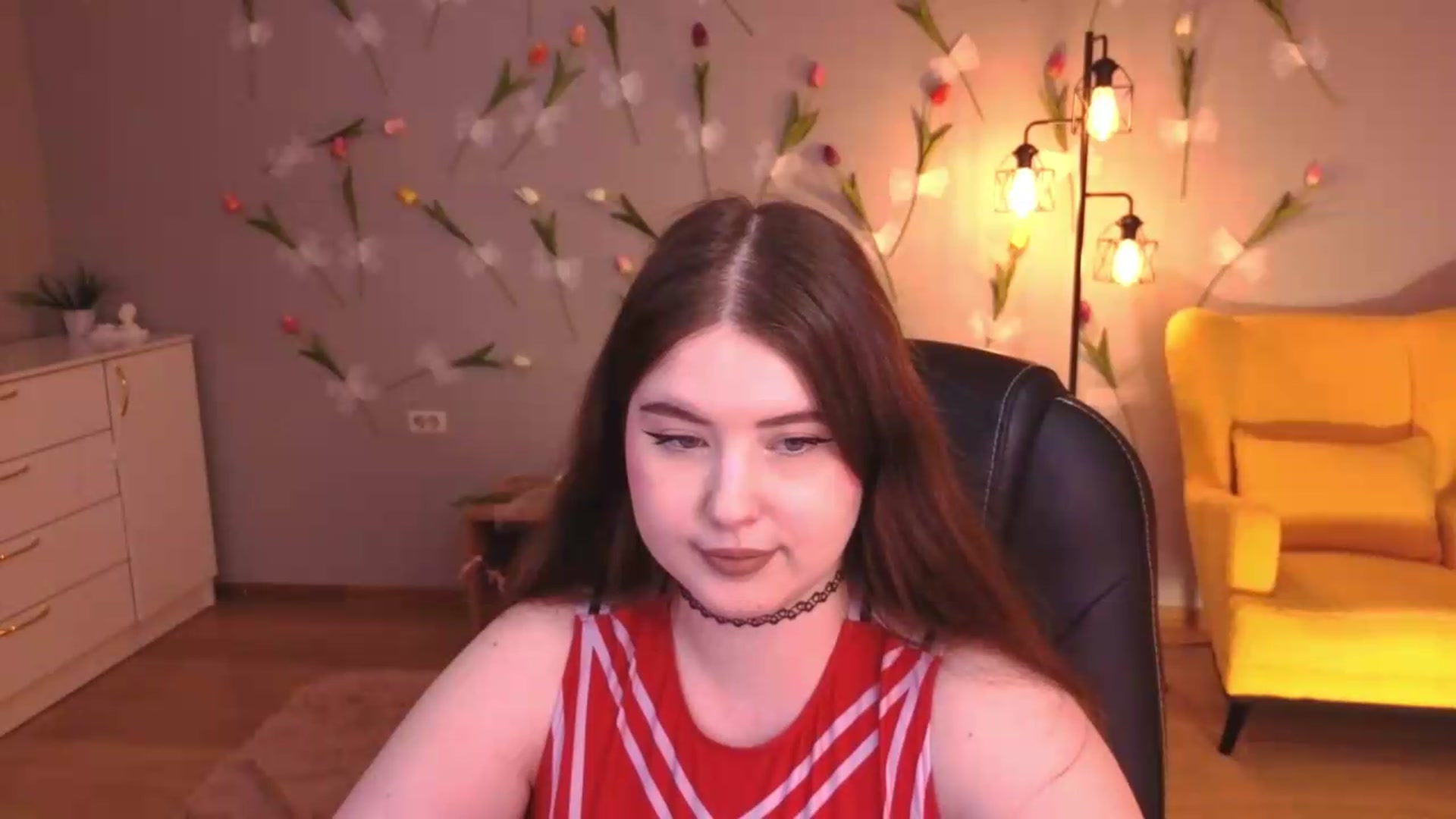 Gallery image thumbnail from EnigmaVeil's myfreecams stream on, 05/30/2026, 23:46 image 17 of 20