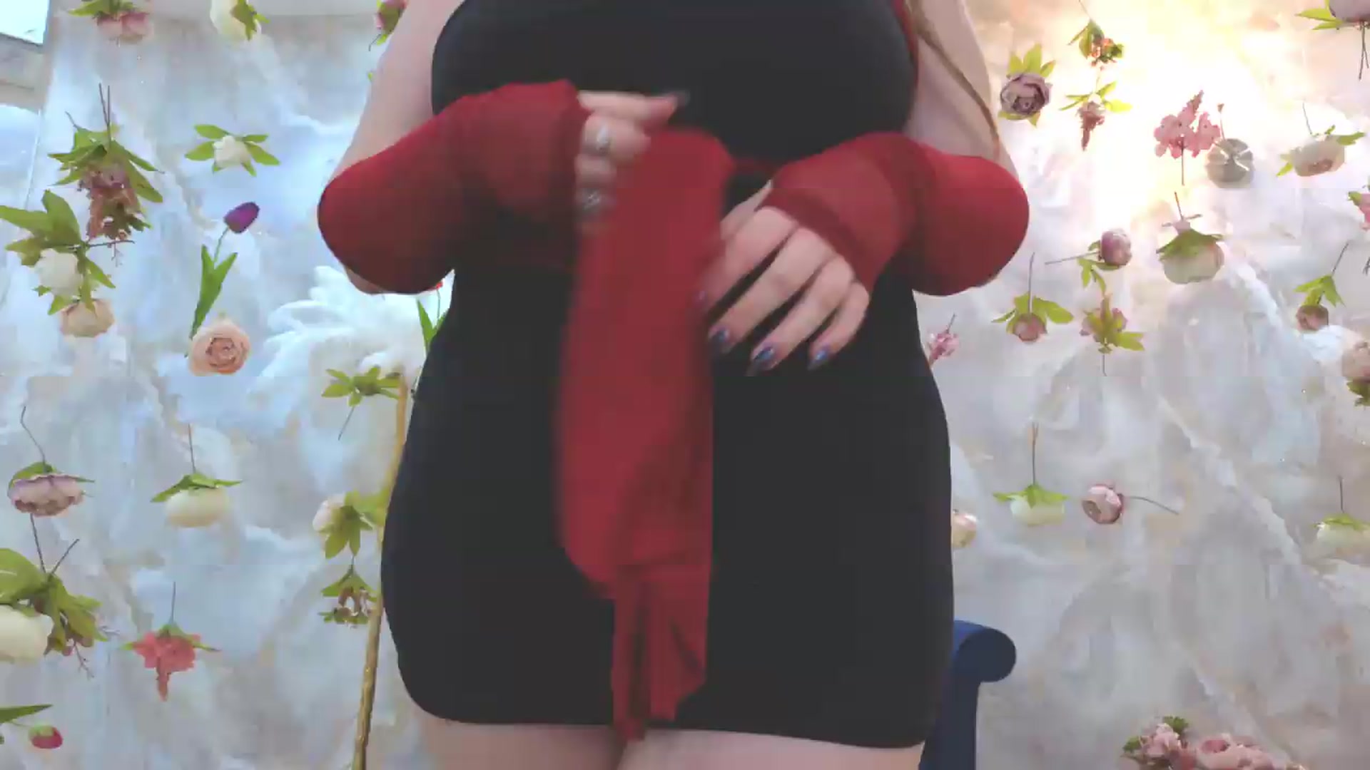 Gallery image thumbnail from EnigmaVeil's myfreecams stream on, 06/04/2026, 07:47 image 15 of 20
