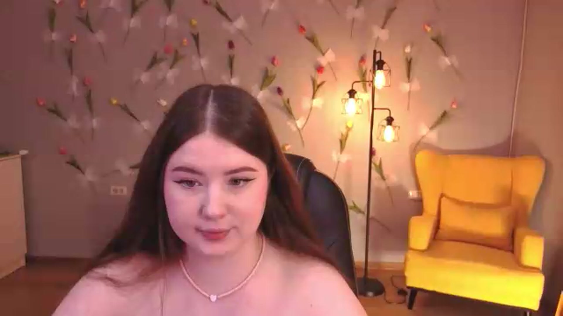 Gallery image thumbnail from EnigmaVeil's myfreecams stream on, 06/05/2026, 19:47 image 18 of 20
