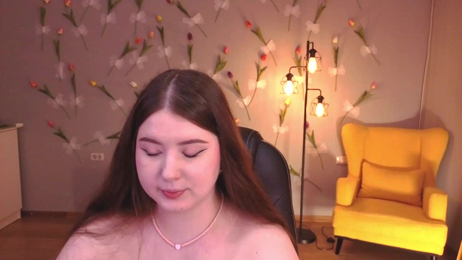 Gallery image thumbnail from EnigmaVeil's myfreecams stream on, 06/05/2026, 19:47 image 16 of 20