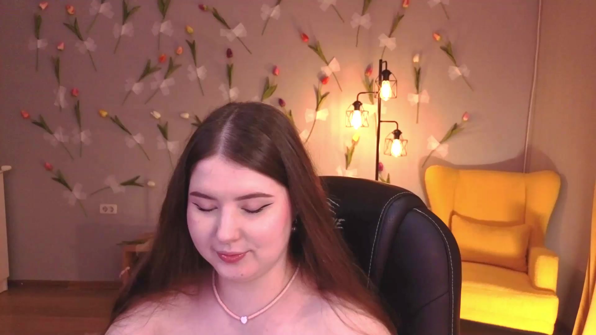 Gallery image thumbnail from EnigmaVeil's myfreecams stream on, 06/05/2026, 21:47 image 18 of 20