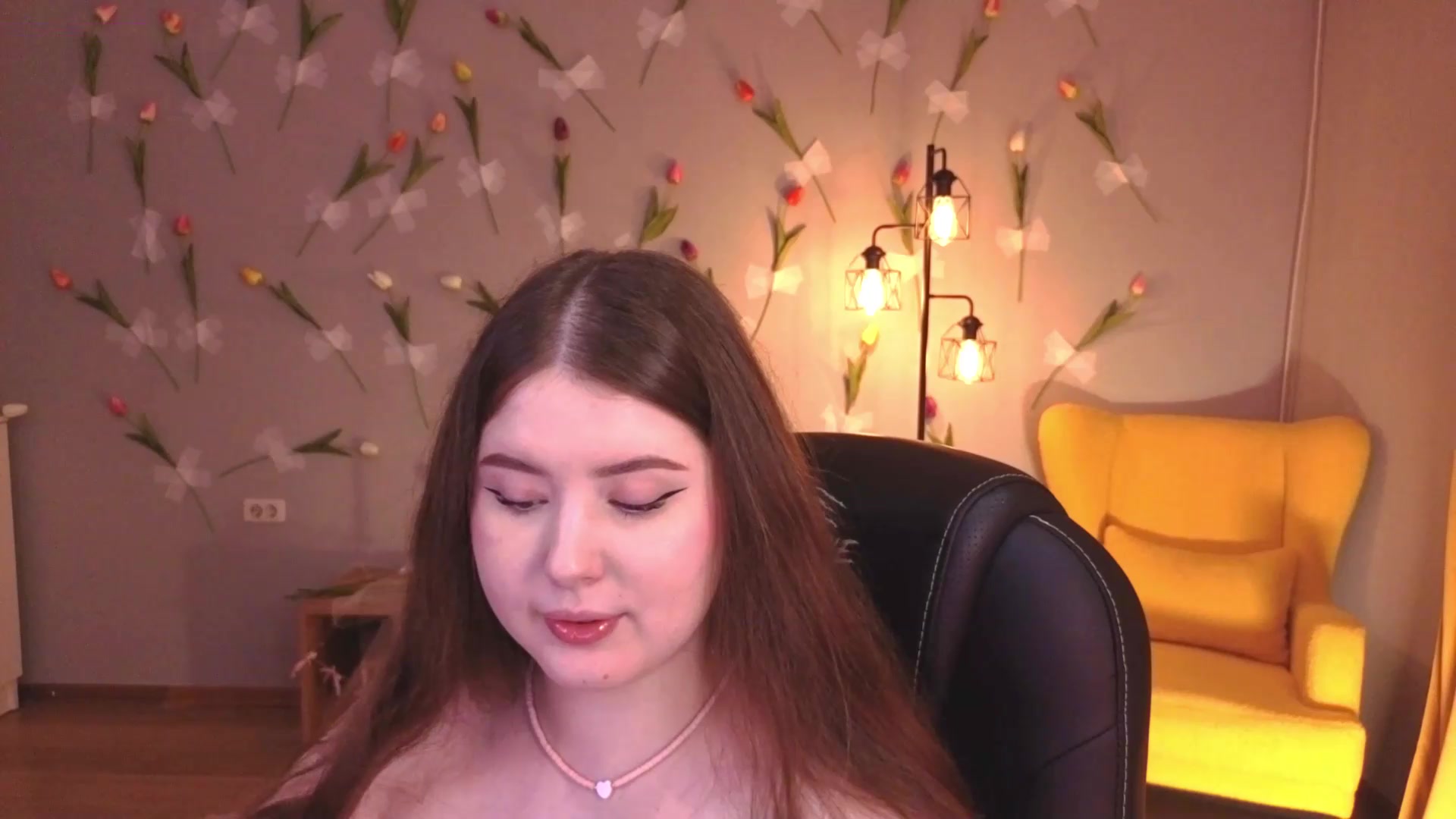 Gallery image thumbnail from EnigmaVeil's myfreecams stream on, 06/05/2026, 21:47 image 15 of 20