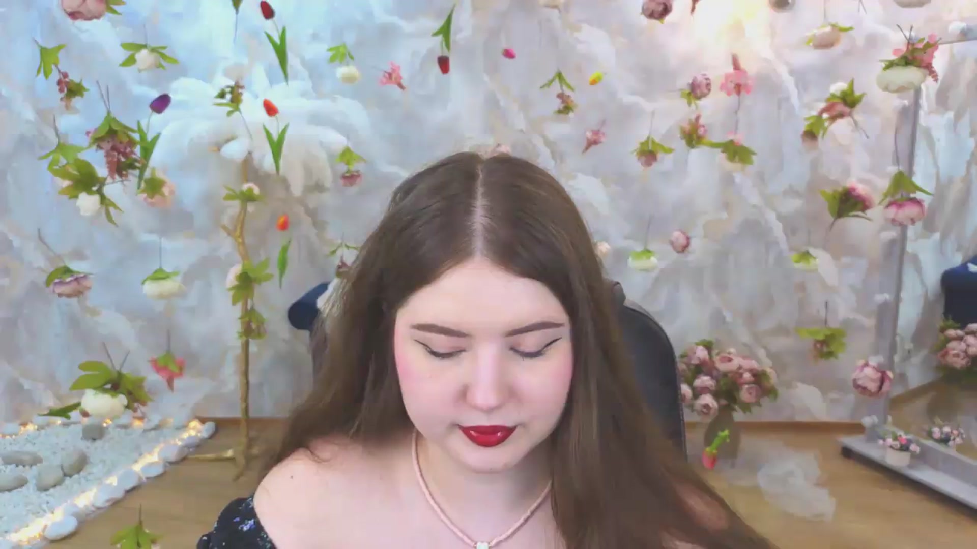 Gallery image thumbnail from EnigmaVeil's myfreecams stream on, 06/06/2026, 19:07 image 7 of 20