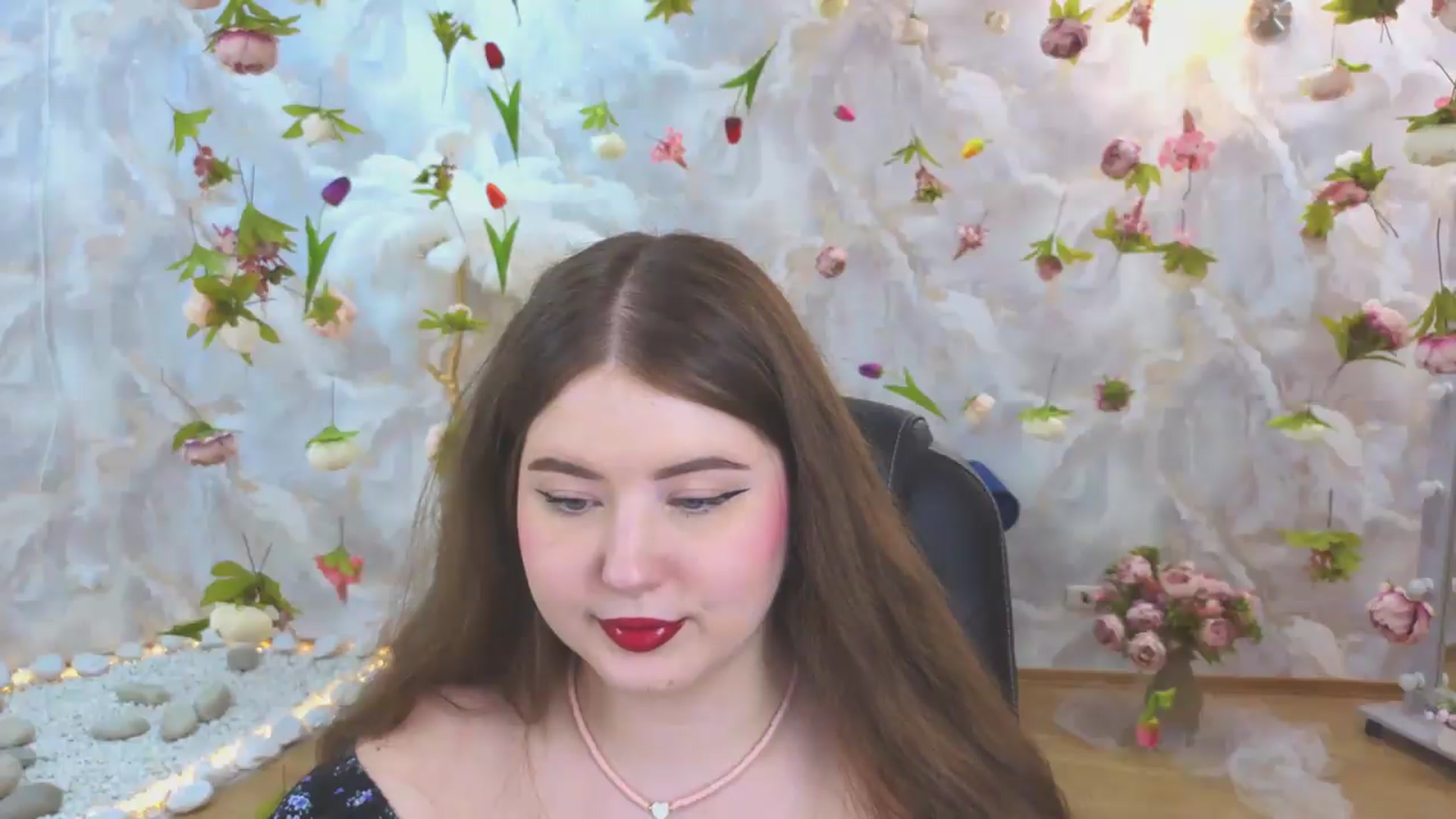 Gallery image thumbnail from EnigmaVeil's myfreecams stream on, 06/06/2026, 19:28 image 8 of 20