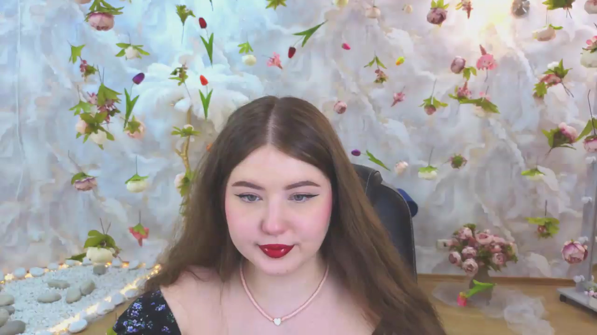 Gallery image thumbnail from EnigmaVeil's myfreecams stream on, 06/06/2026, 19:28 image 7 of 20
