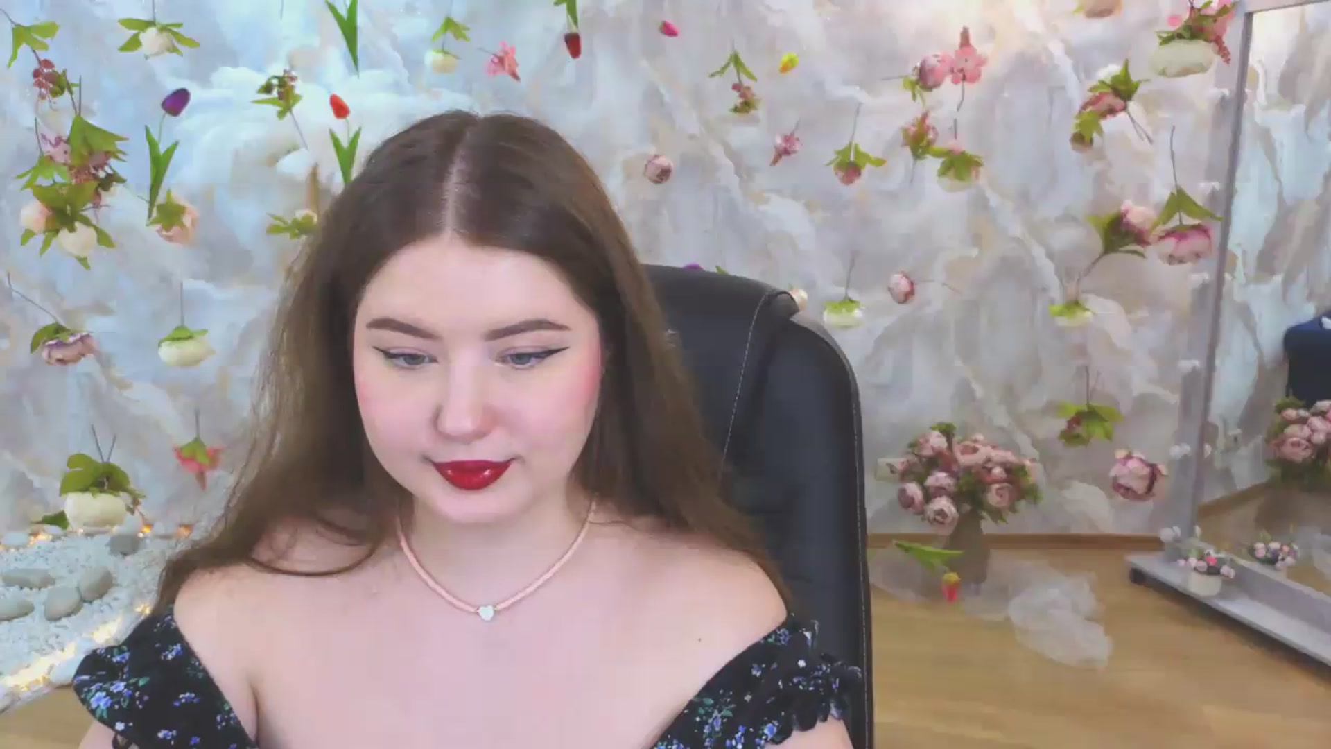 Gallery image thumbnail from EnigmaVeil's myfreecams stream on, 06/06/2026, 20:50 image 11 of 20