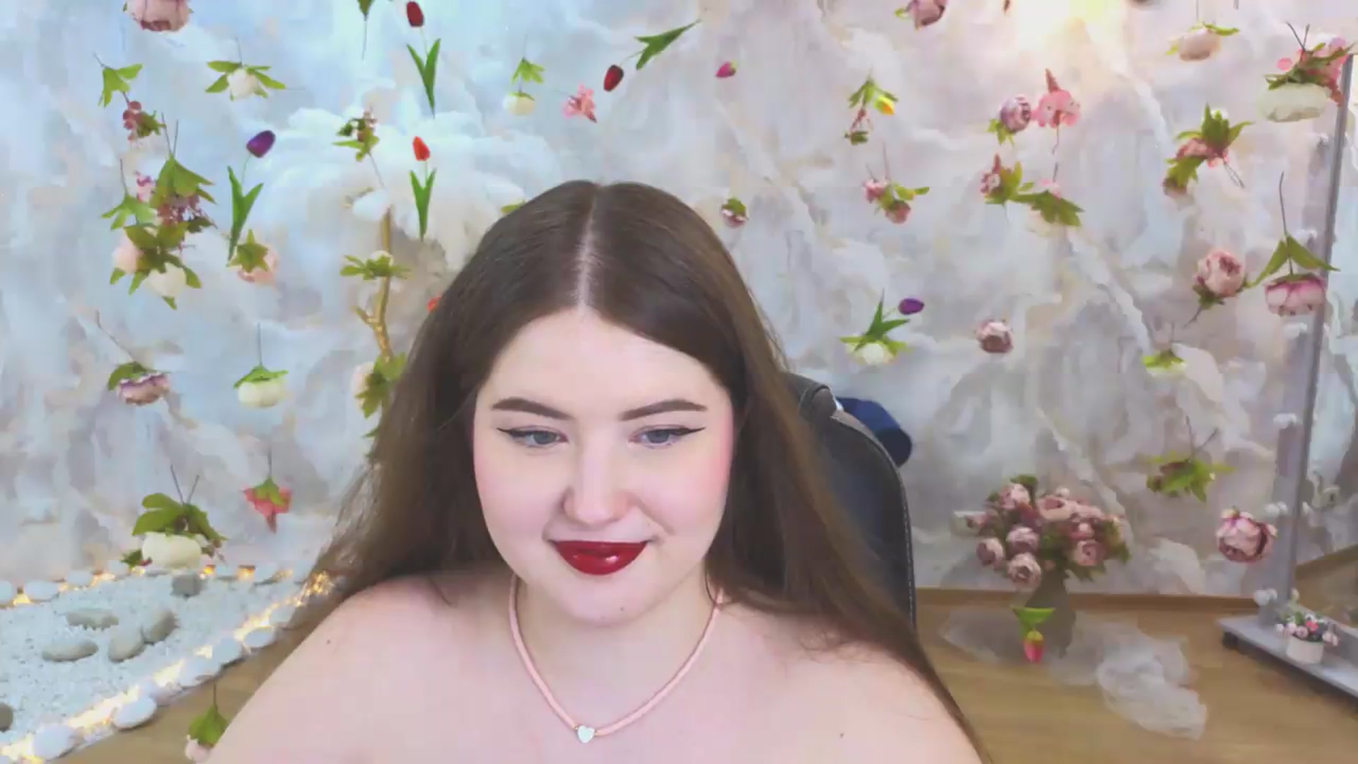 Gallery image thumbnail from EnigmaVeil's myfreecams stream on, 06/07/2026, 01:01 image 5 of 20