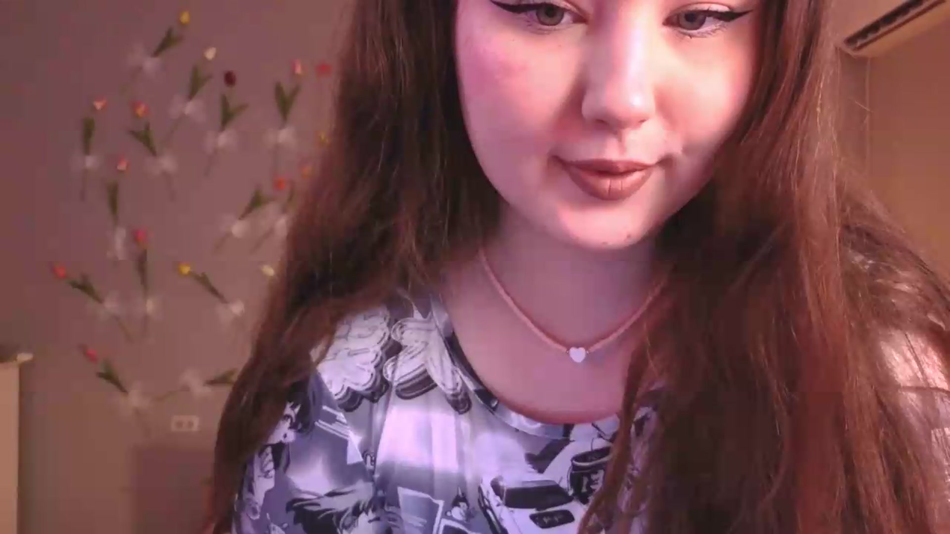 Gallery image thumbnail from EnigmaVeil's myfreecams stream on, 06/07/2026, 19:09 image 17 of 20