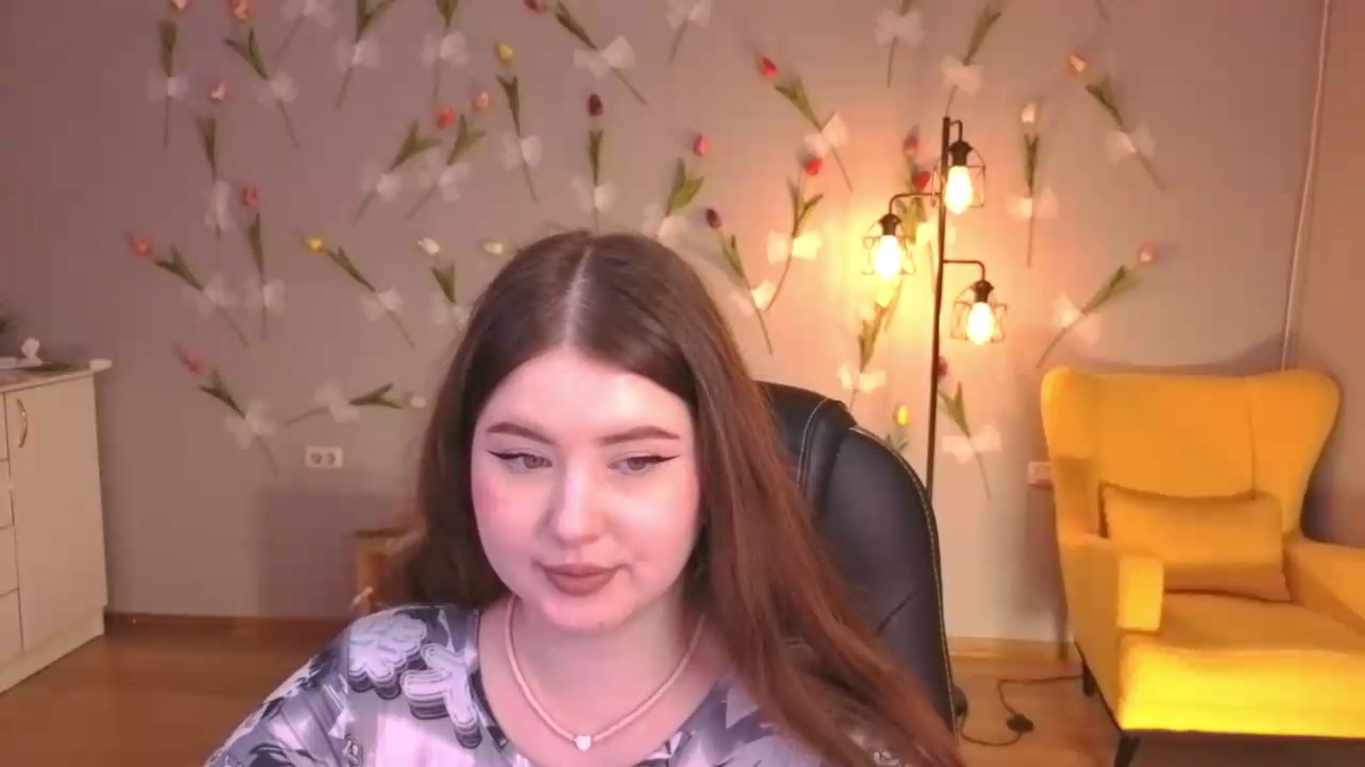 Gallery image thumbnail from EnigmaVeil's myfreecams stream on, 06/07/2026, 23:47 image 13 of 20