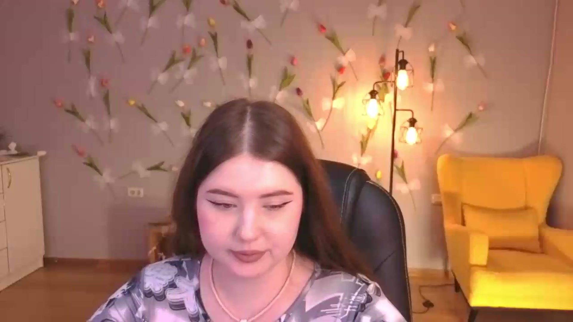 Gallery image thumbnail from EnigmaVeil's myfreecams stream on, 06/07/2026, 23:47 image 6 of 20