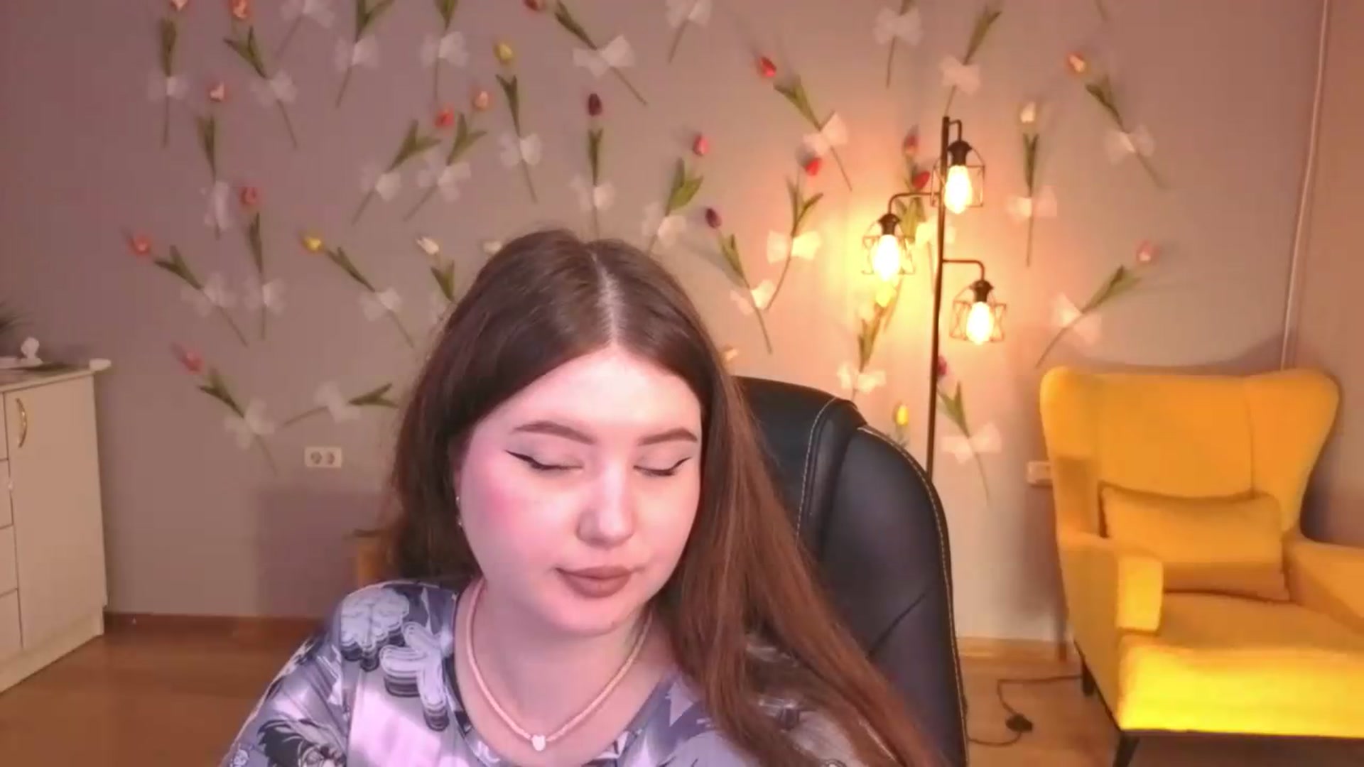 Gallery image thumbnail from EnigmaVeil's myfreecams stream on, 06/07/2026, 23:47 image 12 of 20