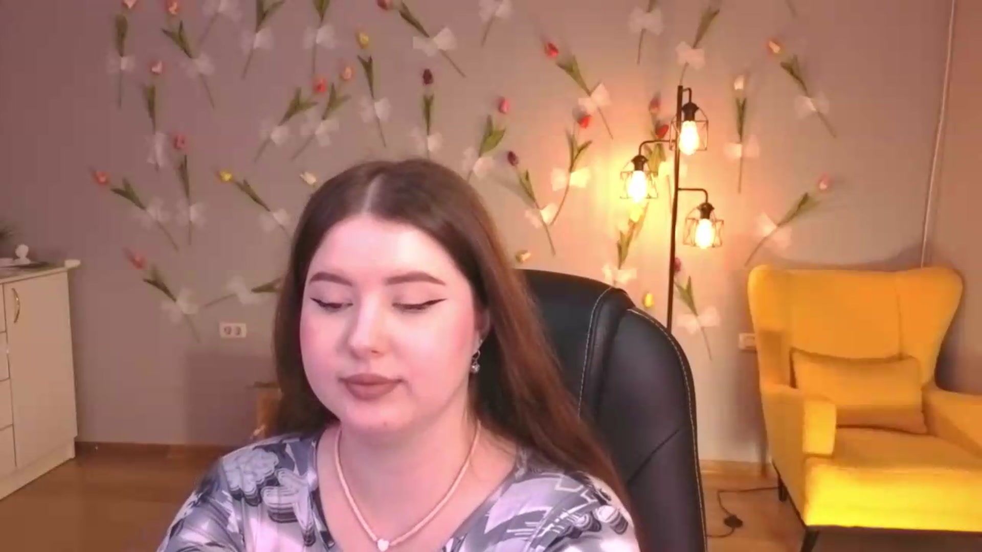 Gallery image thumbnail from EnigmaVeil's myfreecams stream on, 06/07/2026, 23:47 image 2 of 20