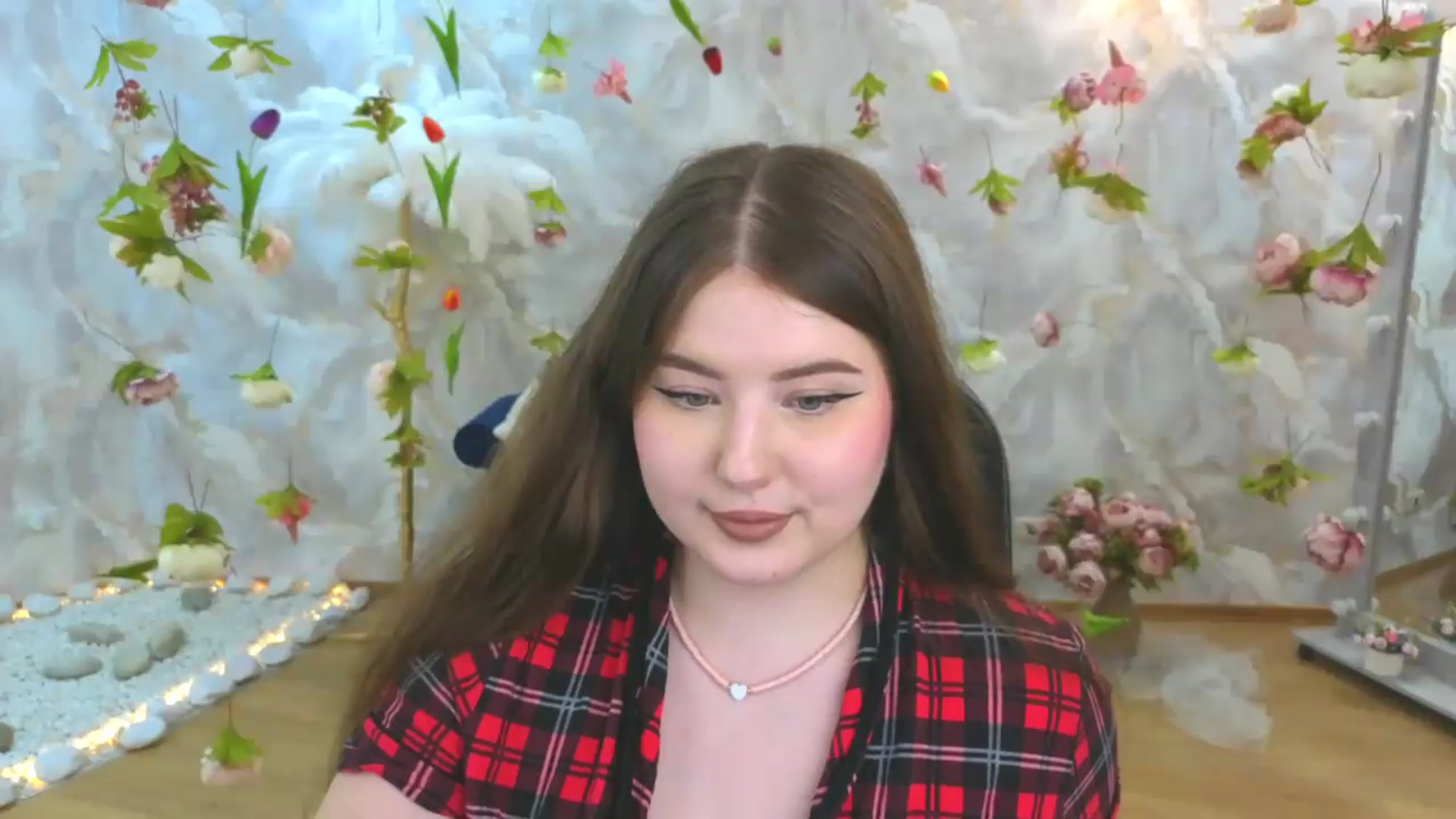 Gallery image thumbnail from EnigmaVeil's myfreecams stream on, 06/09/2026, 11:00 image 11 of 20