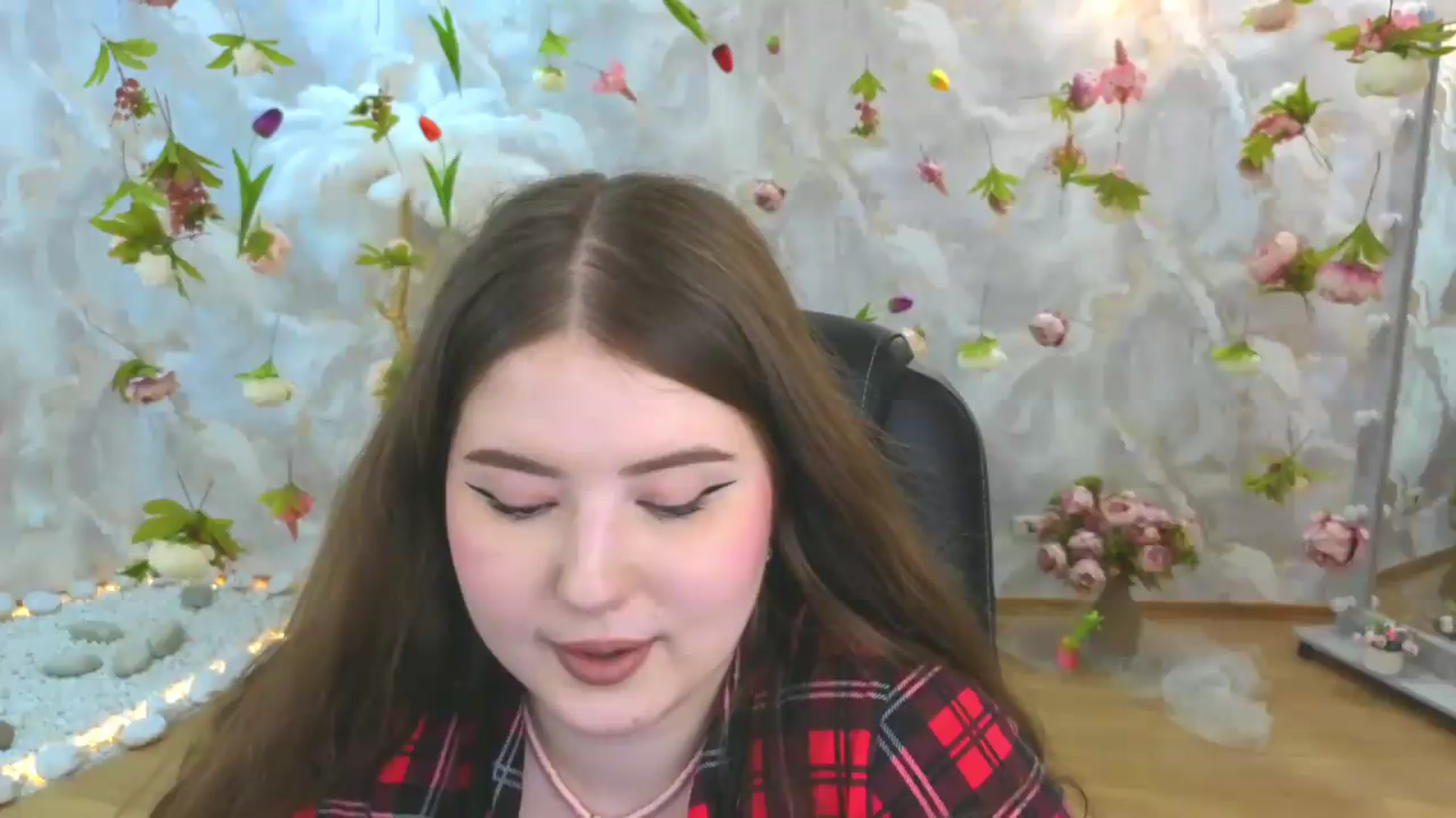 Gallery image thumbnail from EnigmaVeil's myfreecams stream on, 06/09/2026, 11:00 image 13 of 20